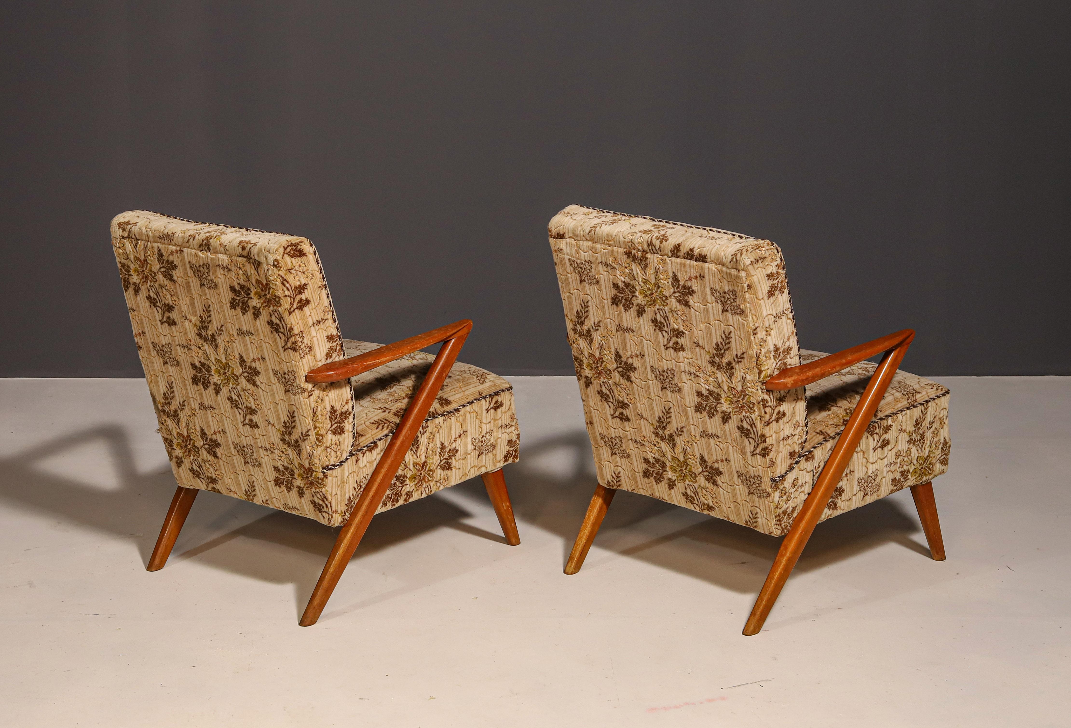 Tissu d'ameublement Fauteuils tchécoslovaques du milieu du siècle, années 1960, ensemble de 2 en vente
