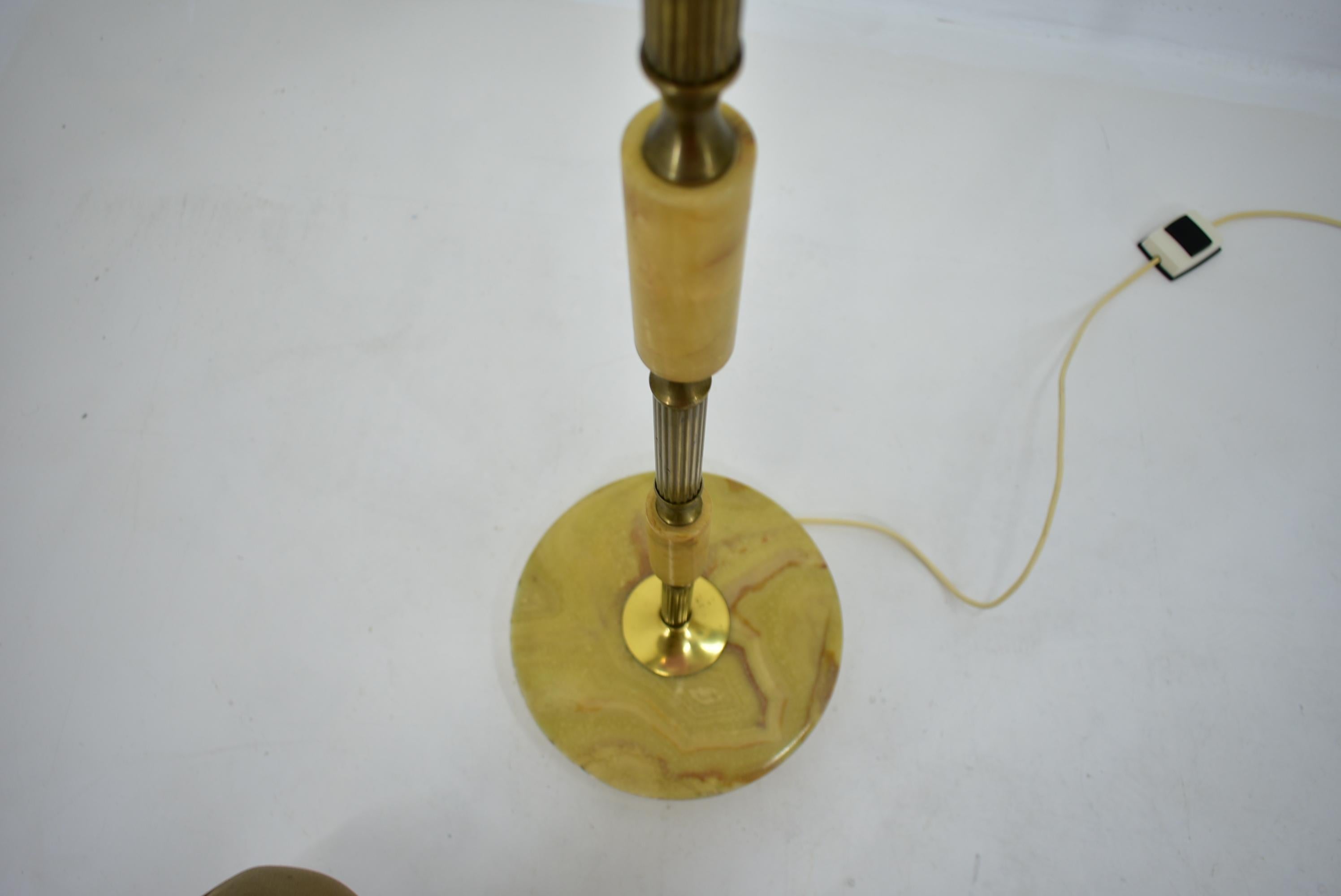 Czechoslovakia Mid-Century Floor Lamp in Alabaster and Brass, 1950s For Sale 4