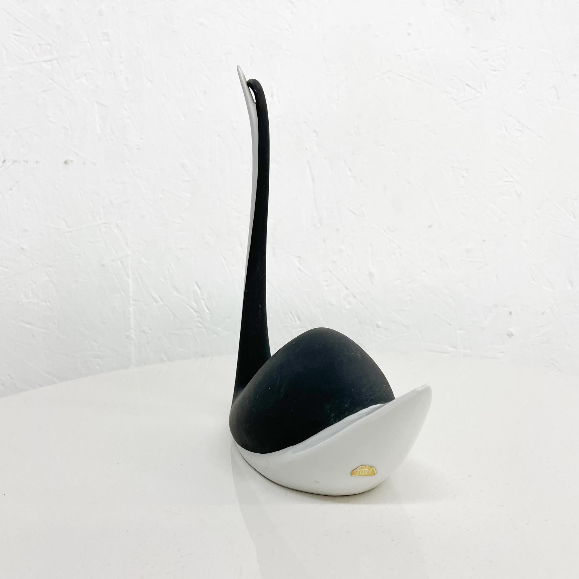 Mid-20th Century Czechoslovakia Porcelain B & W Swan Figurine by Jaroslav Jezek Royal Dux 1960s