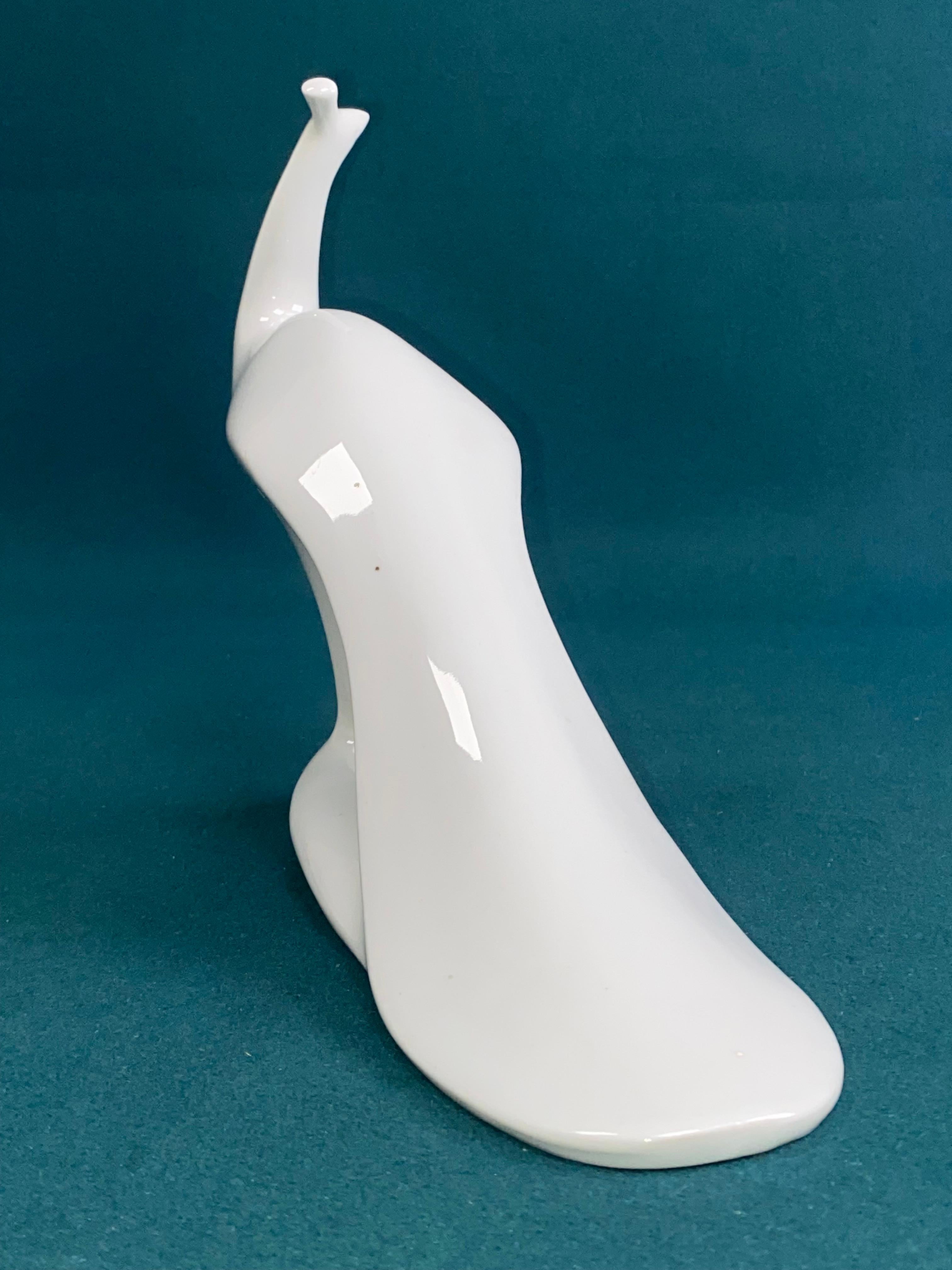 Figurilla de pavo real de porcelana blanca de Checoslovaquia por Jaroslav Jezek para Royal Dux en venta 1