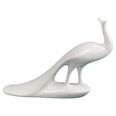 Figurilla de pavo real de porcelana blanca de Checoslovaquia por Jaroslav Jezek para Royal Dux