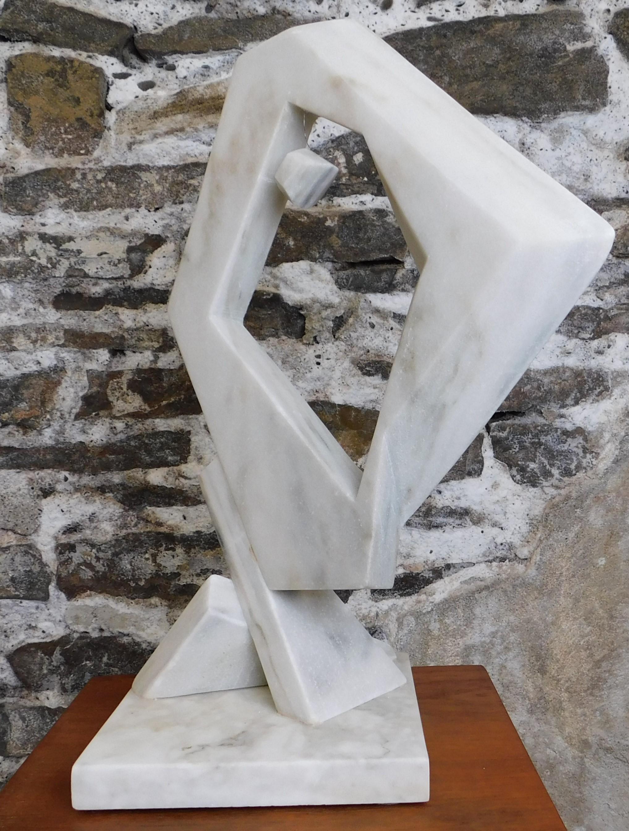 Czeslaw Budny Modern Abstract Constructivist Styled Marble Sculpture on Base In Excellent Condition In Hamilton, Ontario