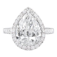 Anello di diamanti con taglio a pera, colore F, purezza IF, certificato GIA da 5,03 carati con aureola