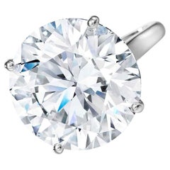 Anello con diamante di colore D internamente senza difetti  Tipo IIA  L'apice della purezza