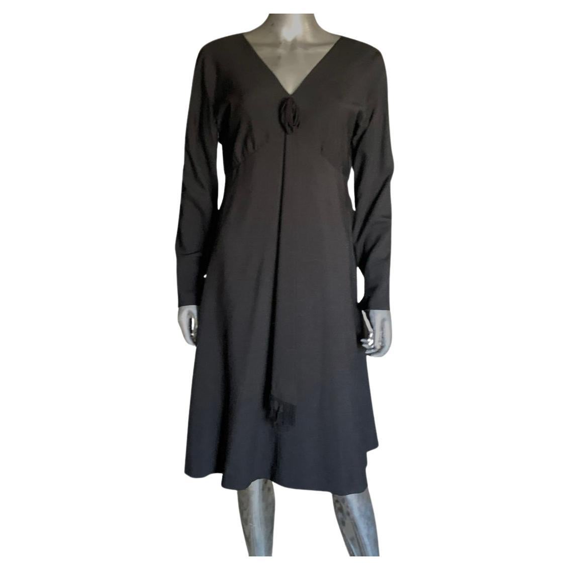 dCrenza Beverly Hills - Petite robe de cocktail noire vintage faite sur-mesure, taille 14  en vente