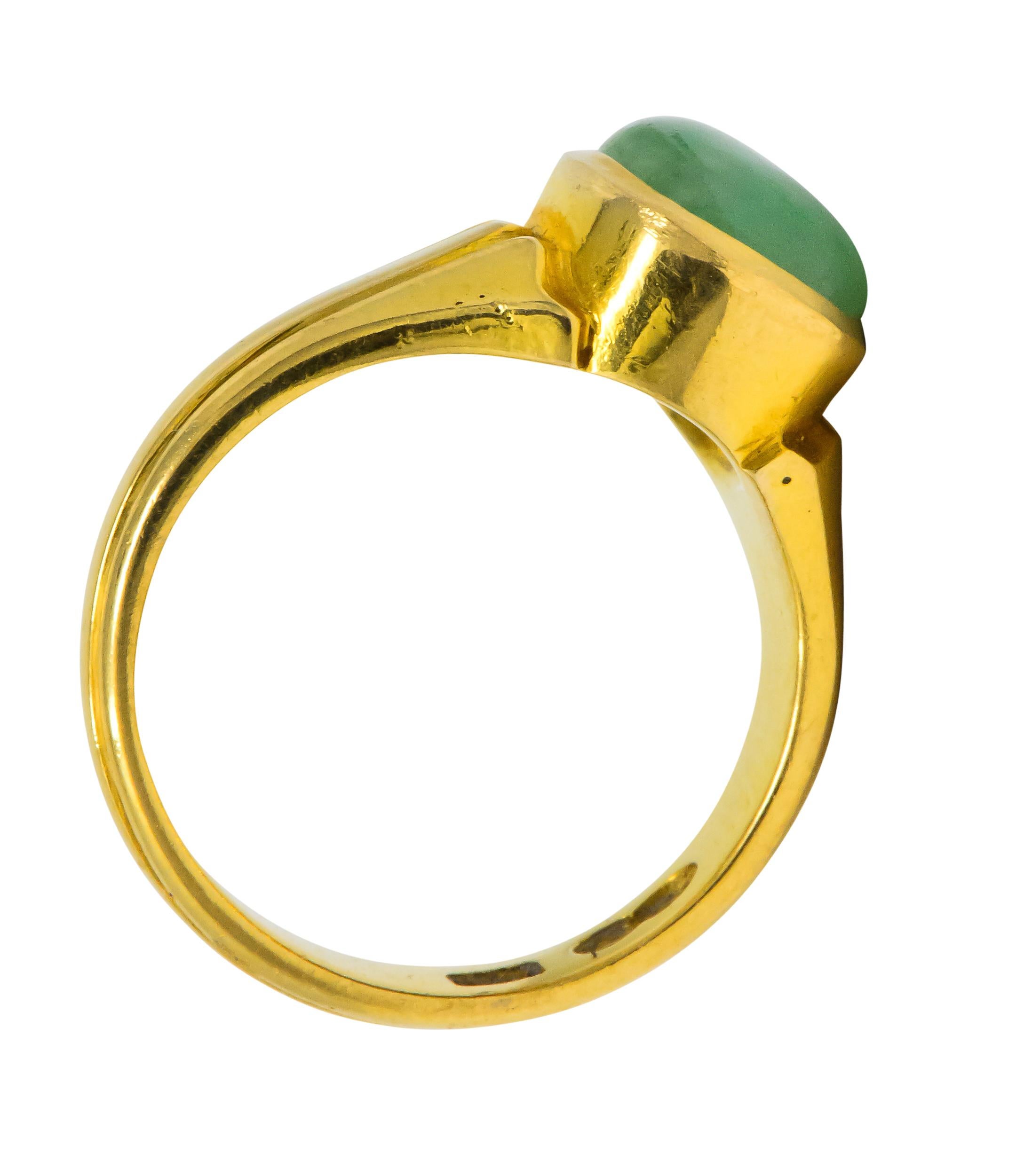 D & F Victorian Jadeite Jade 18 Karat Gold Unisex Ring GIA In Excellent Condition In Philadelphia, PA