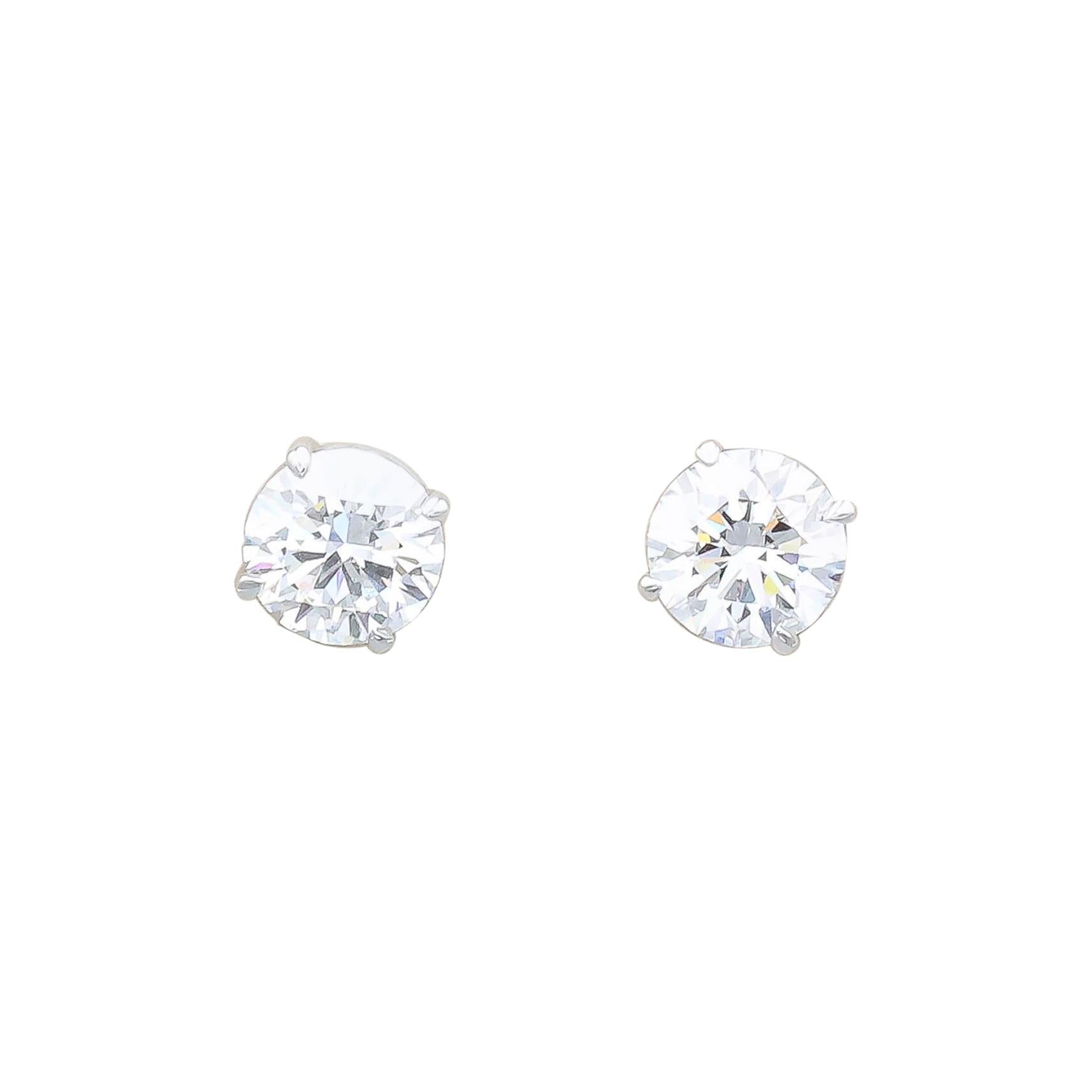 D Flawless 1.51 1.55 Diamond Platinum Stud Earrings with GIA Certification