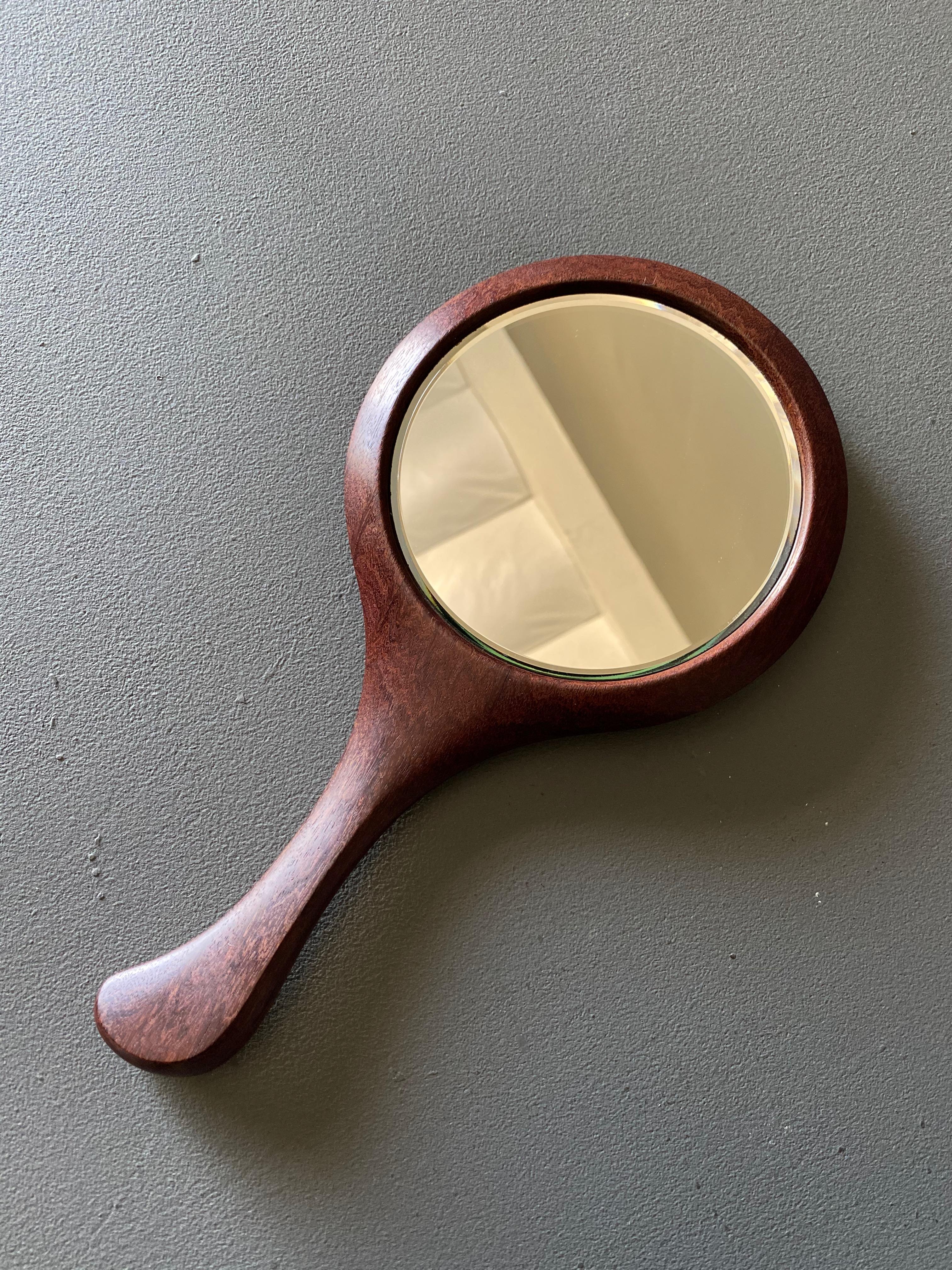 hand mirror with stand