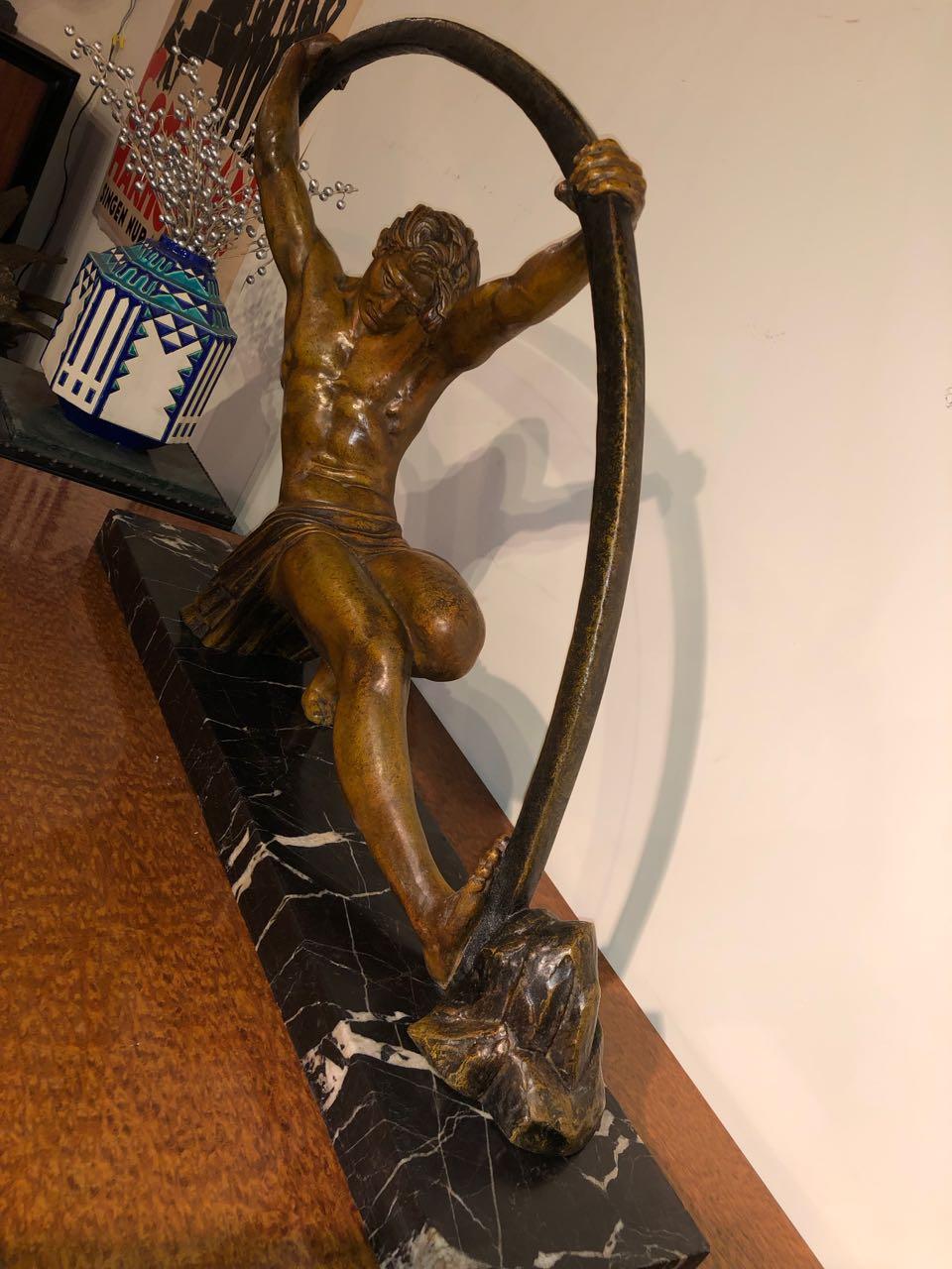 Metal D. H. Chiparus 