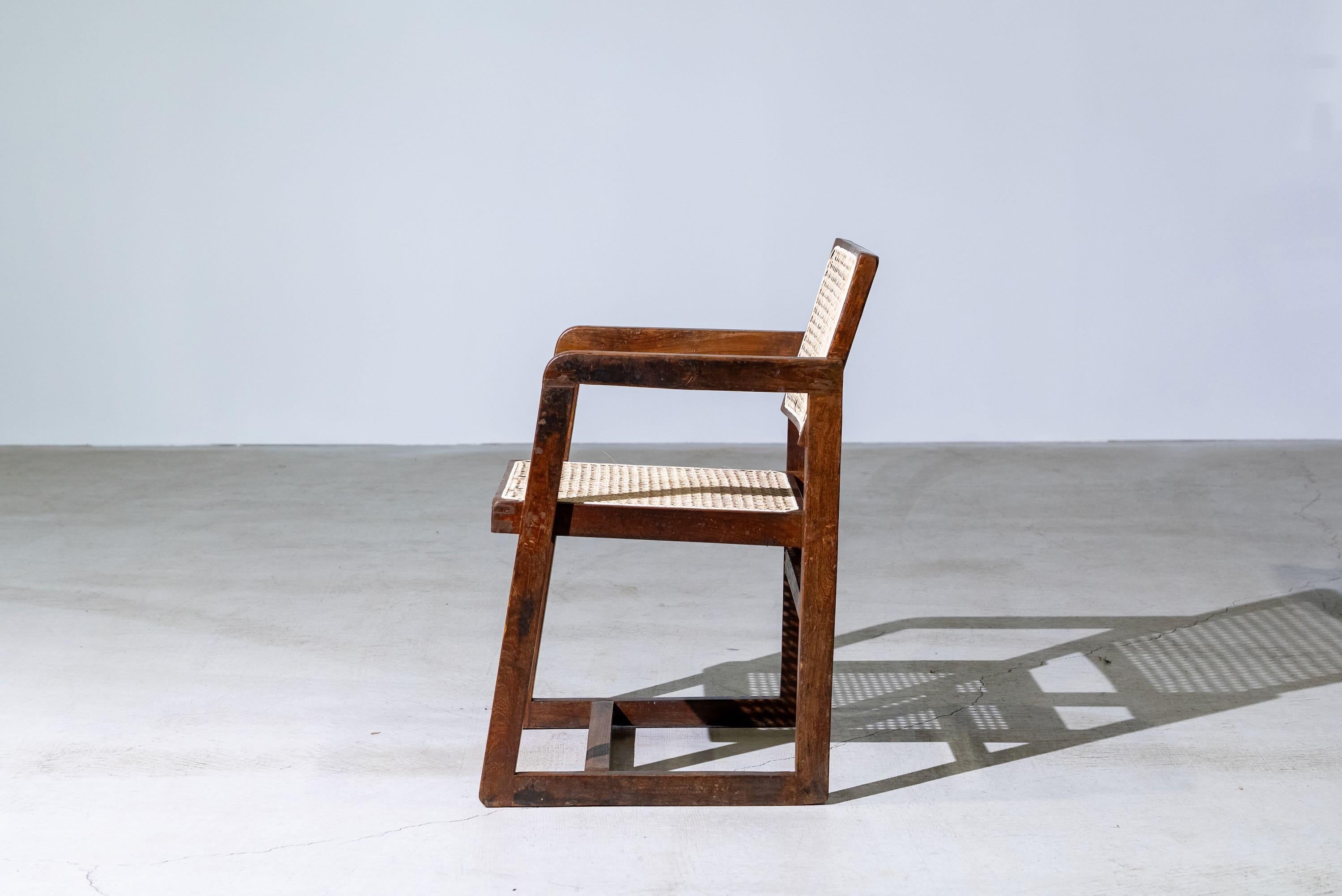 Silla Box con pata en D de Pierre Jeanneret, ca.1960 Moderno de mediados de siglo en venta