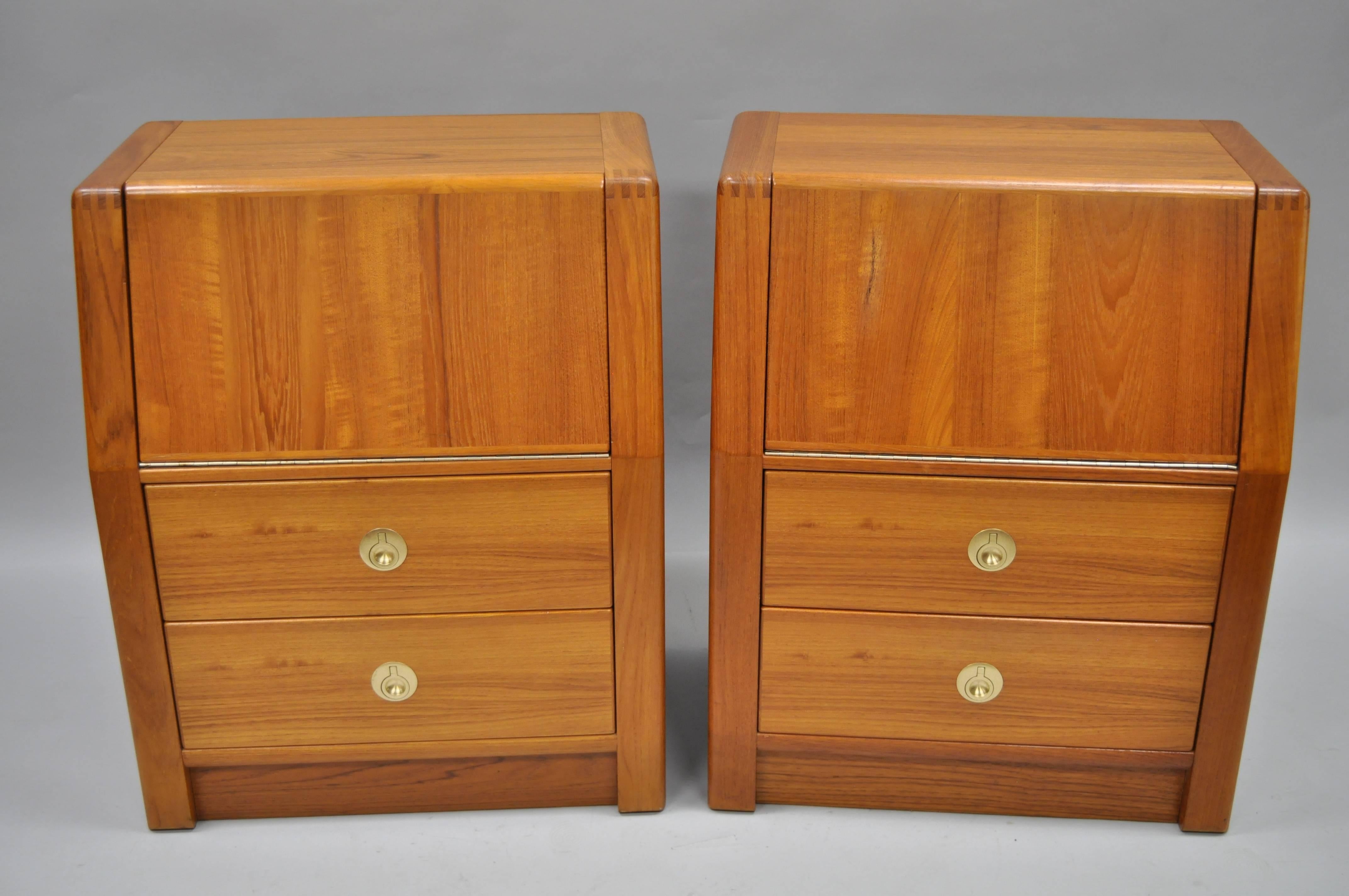 Pair of Danish modern style teak nightstand tables by D-Scan 