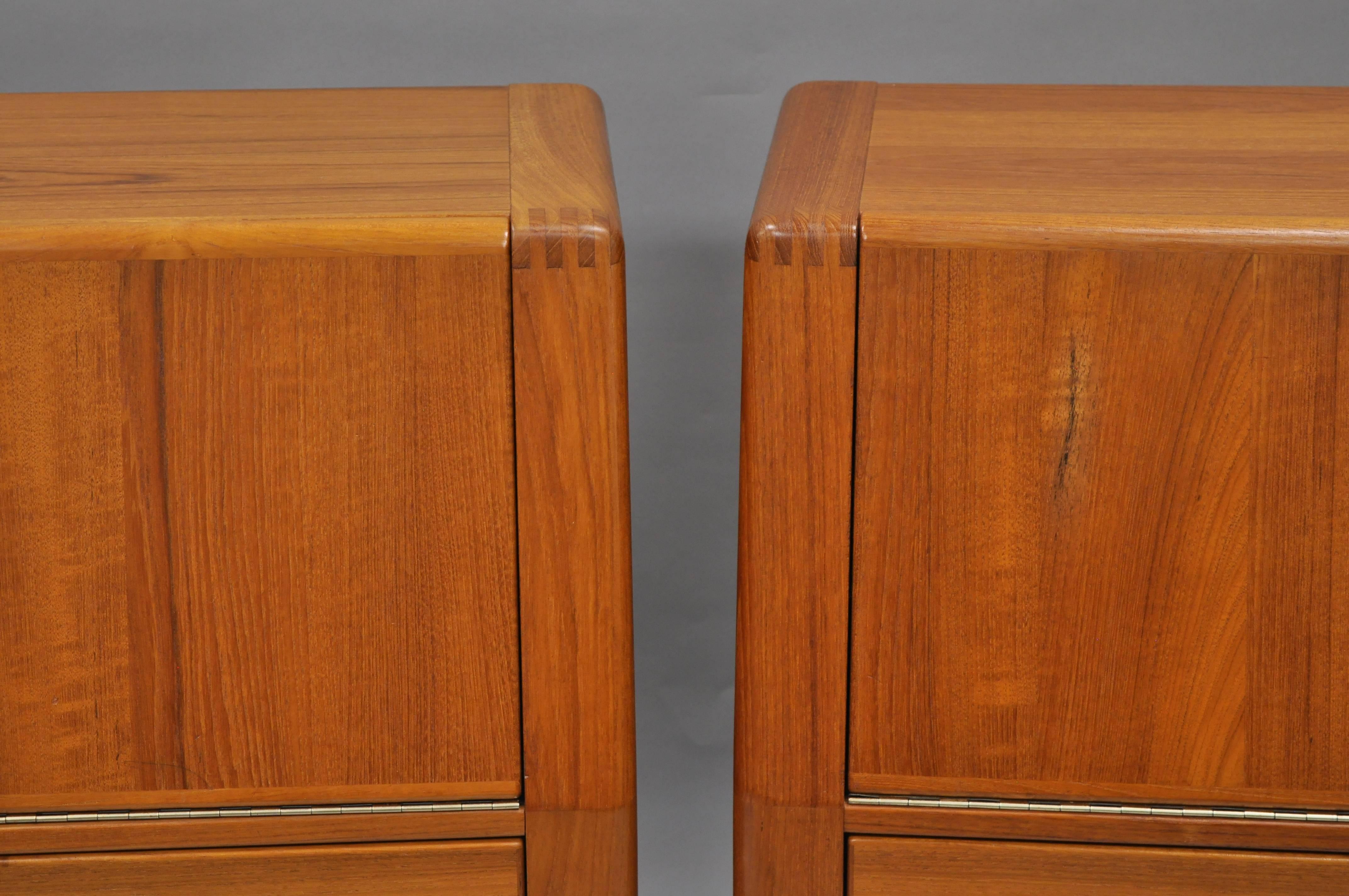 Singaporean D-Scan Captain Line Pair of Danish Modern Style Teak Nightstands Bedside Tables
