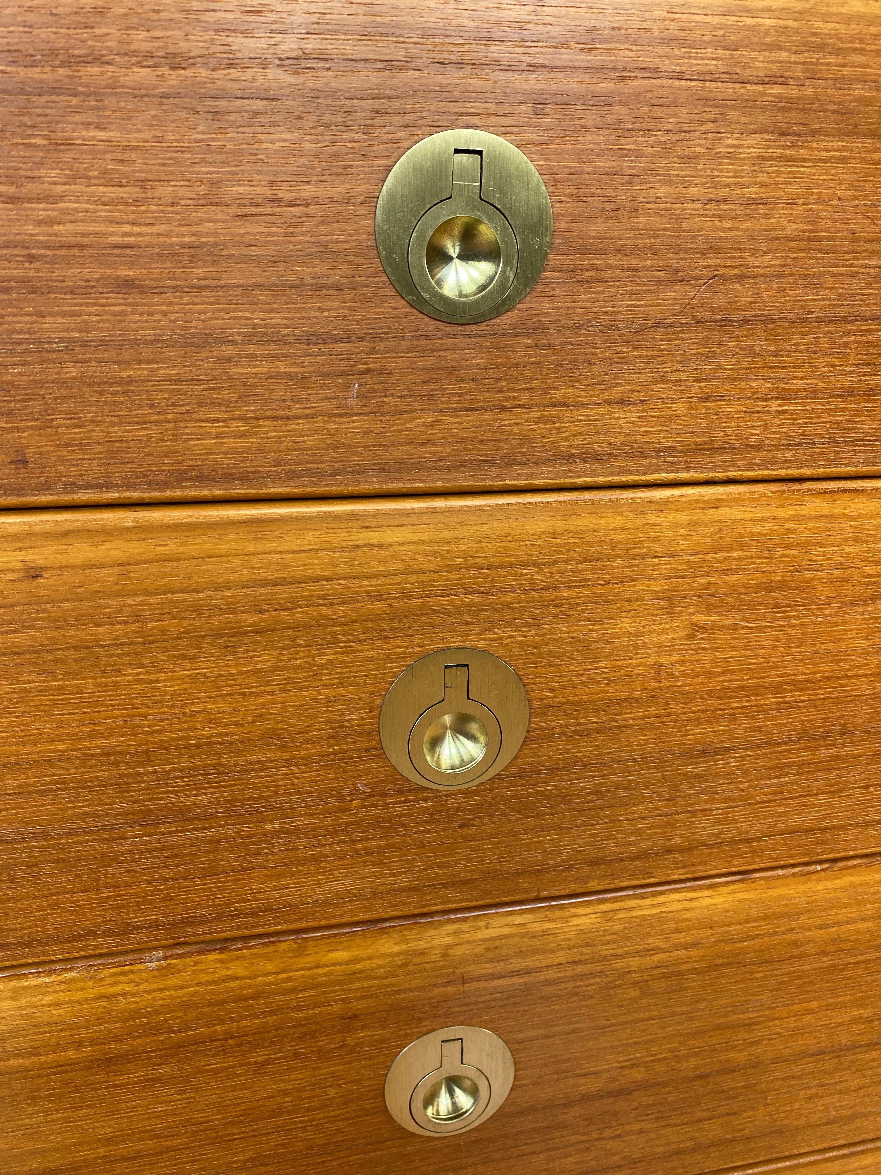 D-Scan Captain Line Scandinavian Modern Teak Credenza, 1970s 2