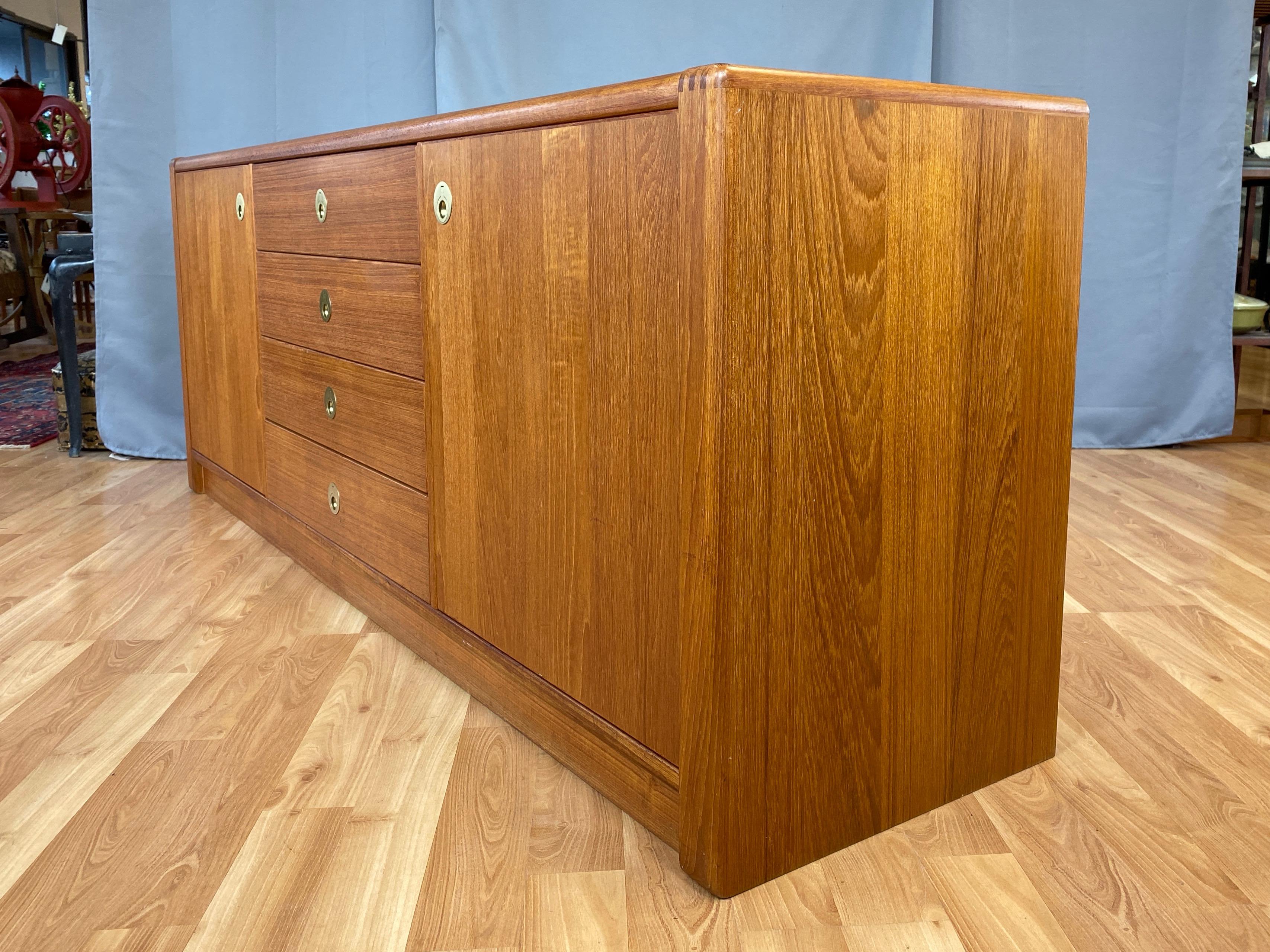 D-Scan Captain Line Scandinavian Modern Teak Credenza, 1970s 4