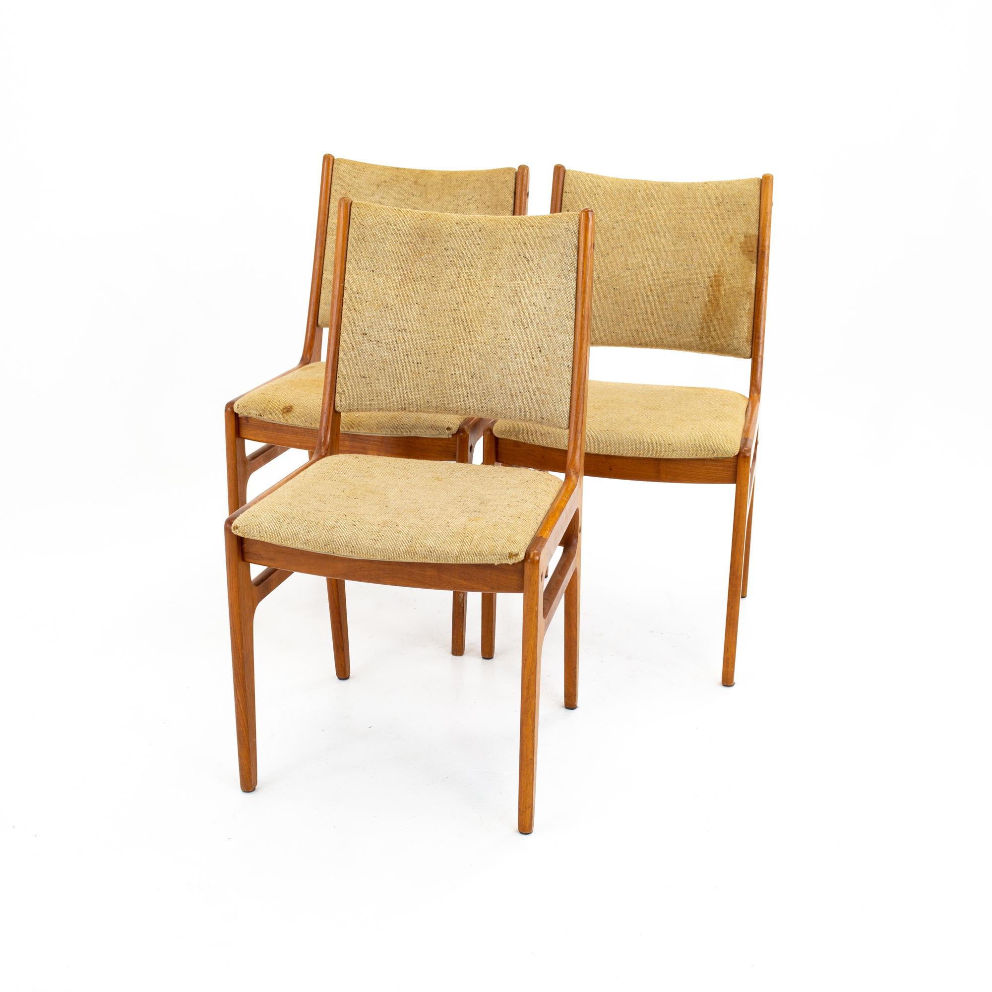 Mid Century Danish Modern D SCAN Solid Teak Arm Chair Original Upholstery 