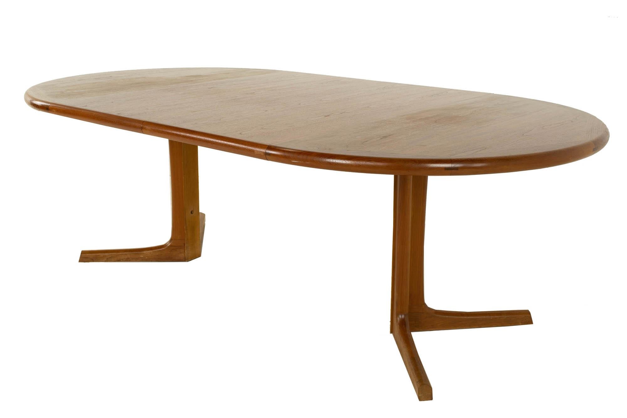 D-Scan Mid Century Teak Round Dining Table, 2 Leaves 6