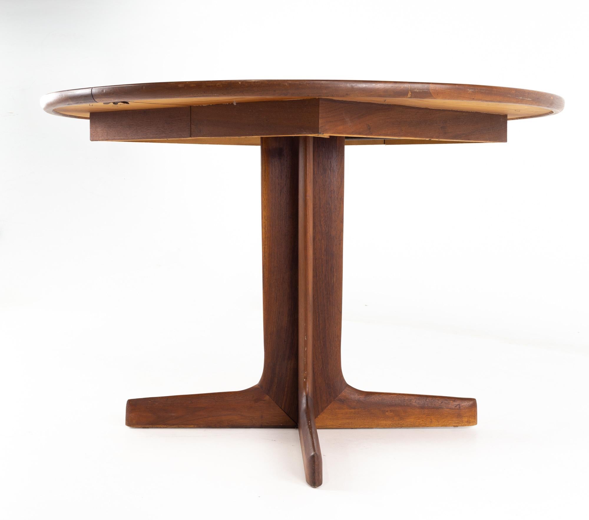 Danish D Scan Style Mid Century Teak Pedestal Base Round Dining Table