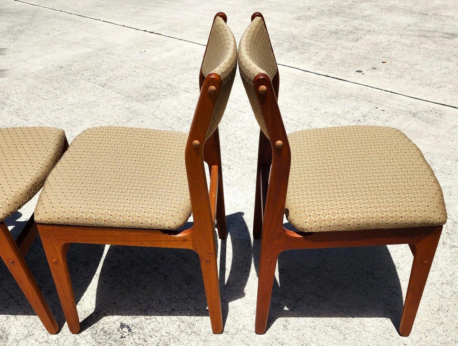 Mid-Century moderno D Scan Sedie da pranzo in teak &New Tappezzeria Danese Moderno Set di 6 in vendita