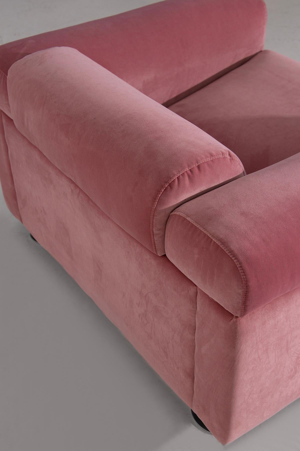 italien Fauteuil D120 en velours rose de Valeria Borsani et Alfredo Bonetti pour Tecno