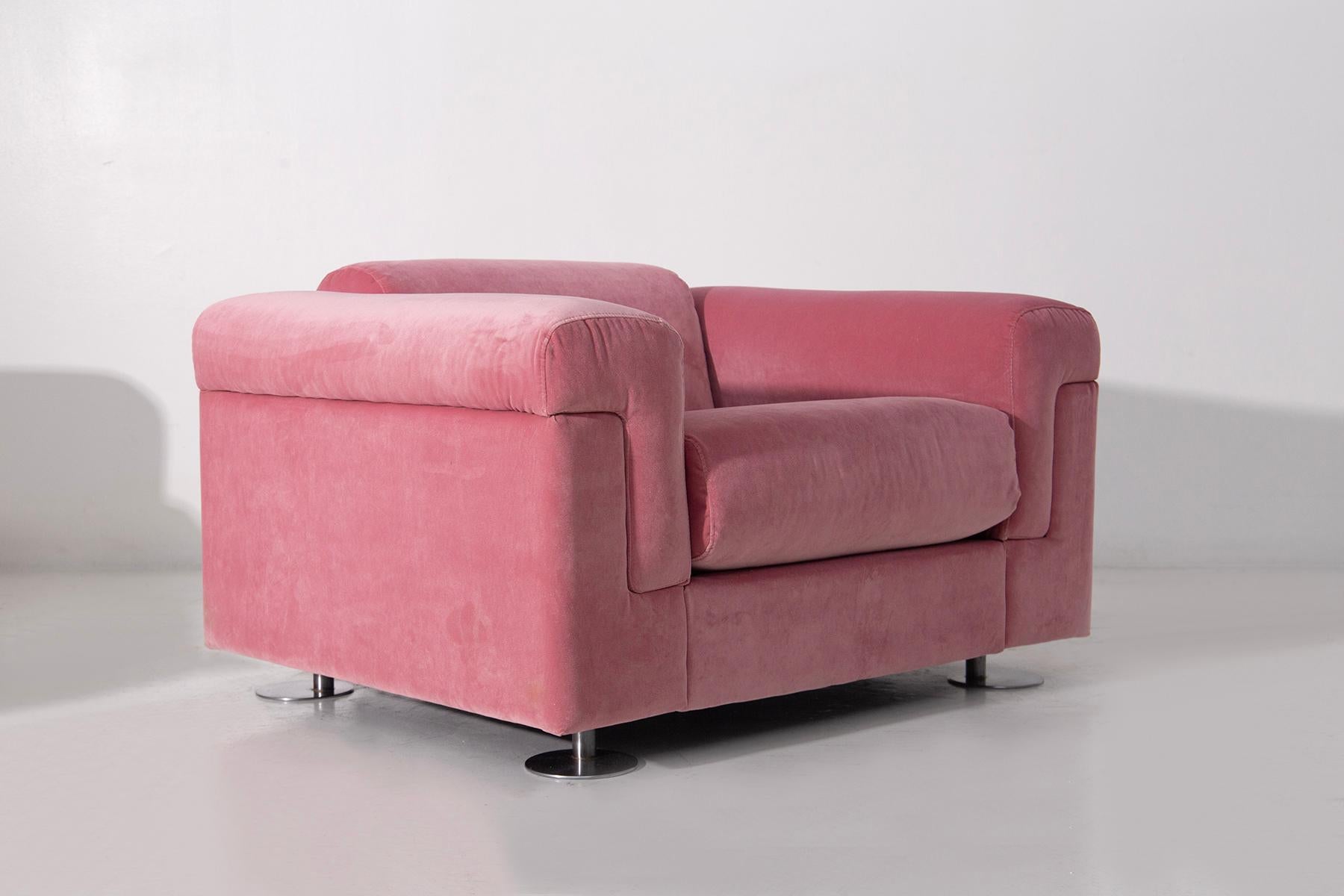 Fauteuil D120 en velours rose de Valeria Borsani et Alfredo Bonetti pour Tecno Bon état à Milano, IT