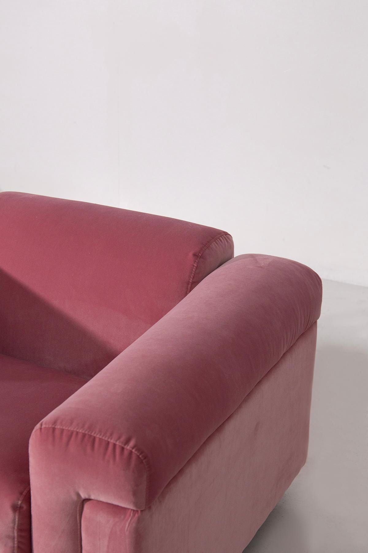 Fin du 20e siècle Fauteuil D120 en velours rose de Valeria Borsani et Alfredo Bonetti pour Tecno