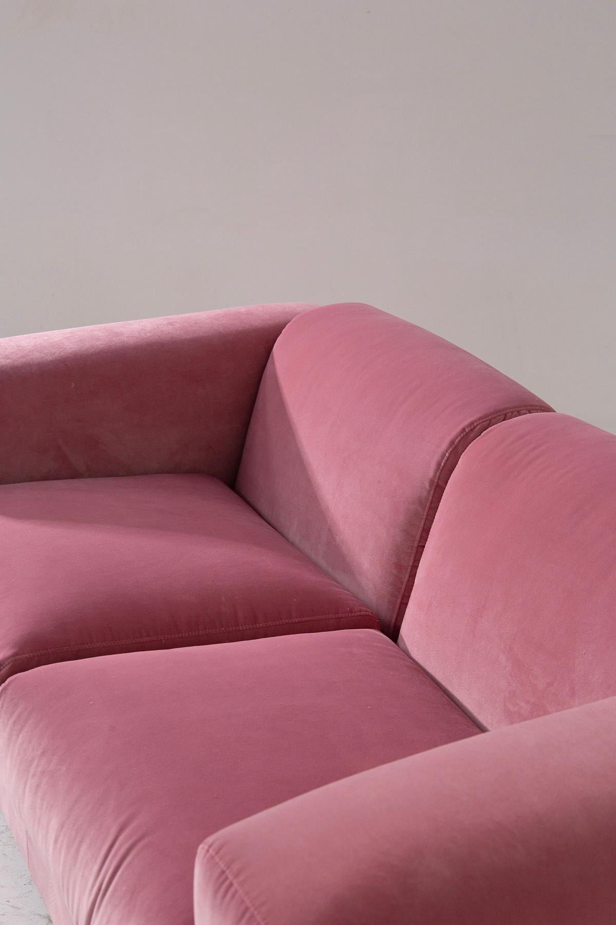 D120 Sofá de terciopelo rosa Valeria Borsani y Alfredo Bonetti para Tecno Acero en venta