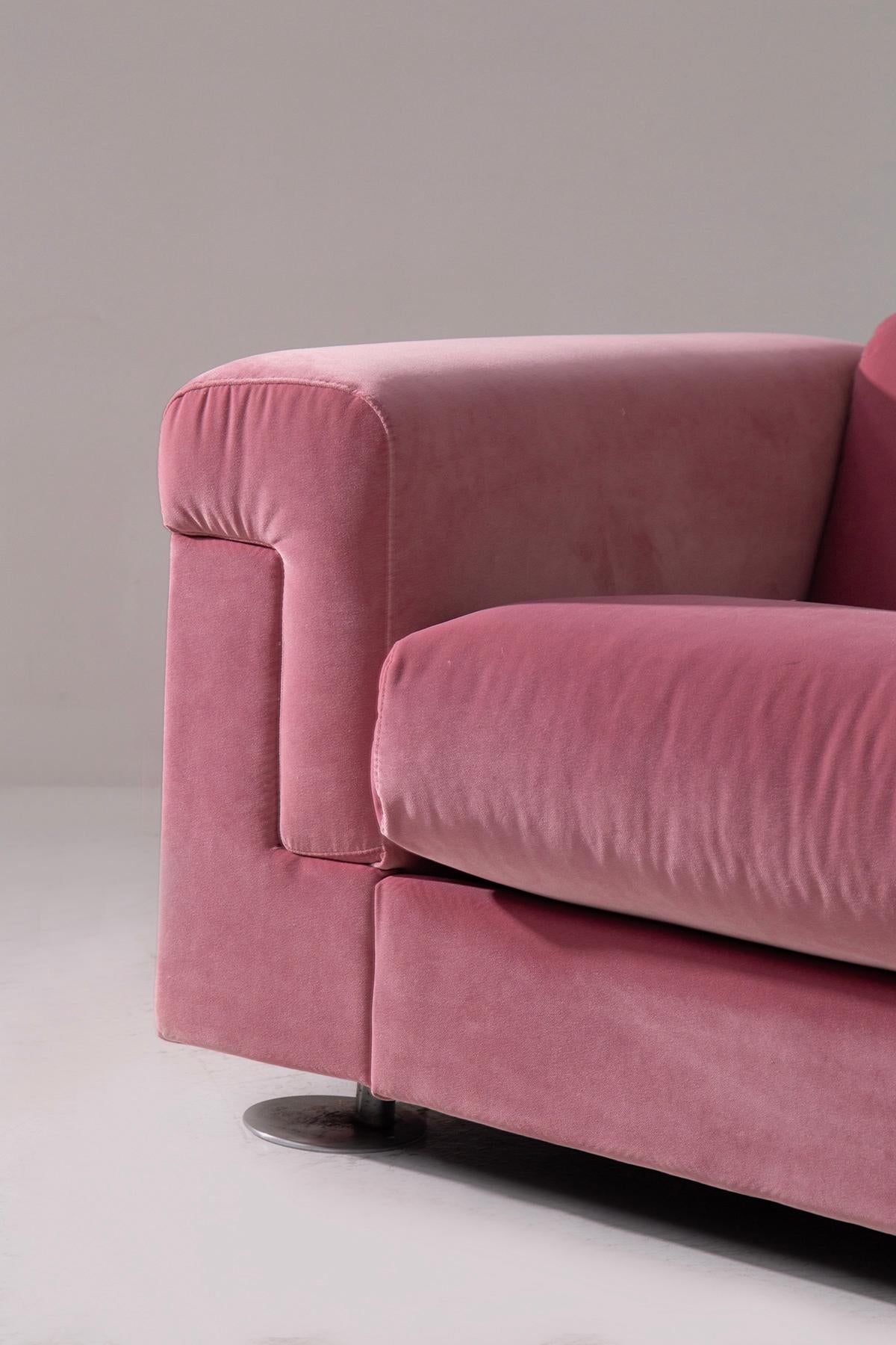 D120 Sofá de terciopelo rosa Valeria Borsani y Alfredo Bonetti para Tecno en venta 2