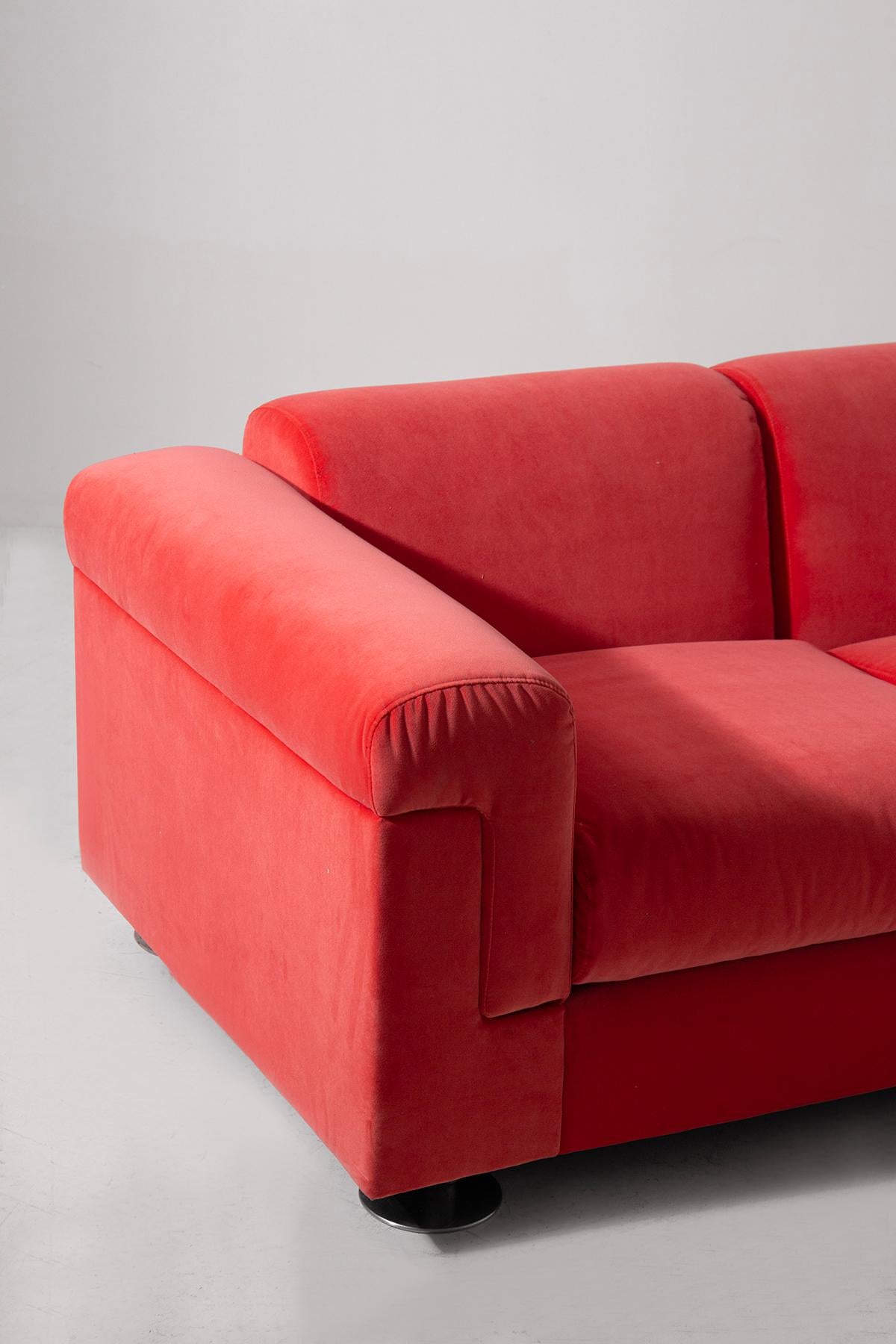 Mid-Century Modern D120 Velvet sofa Valeria Borsani and Alfredo Bonetti for Tecno