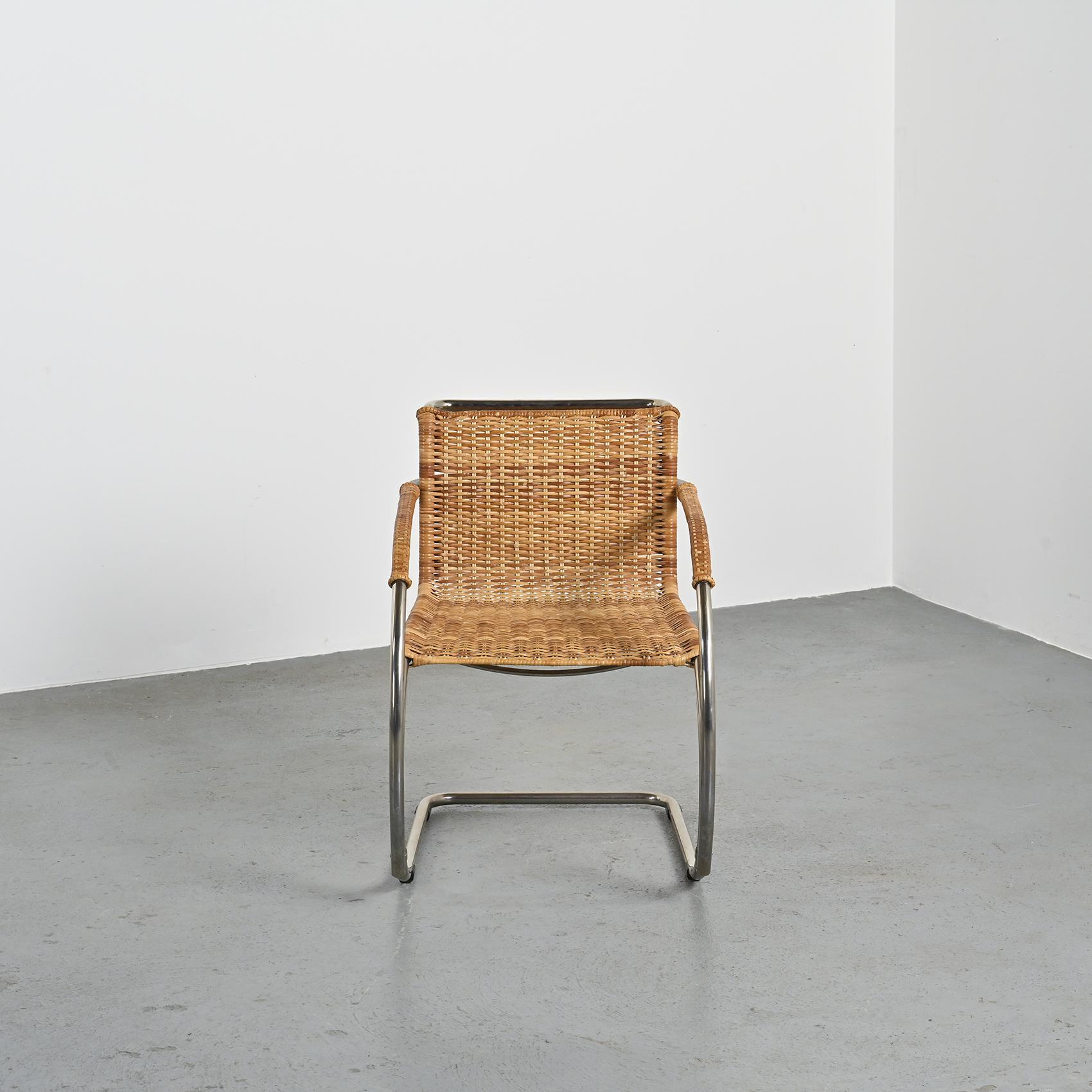 Mid-Century Modern Fauteuil CIRCA de Mies Van der Rohe, Tecta, Allemagne, vers 1980 en vente