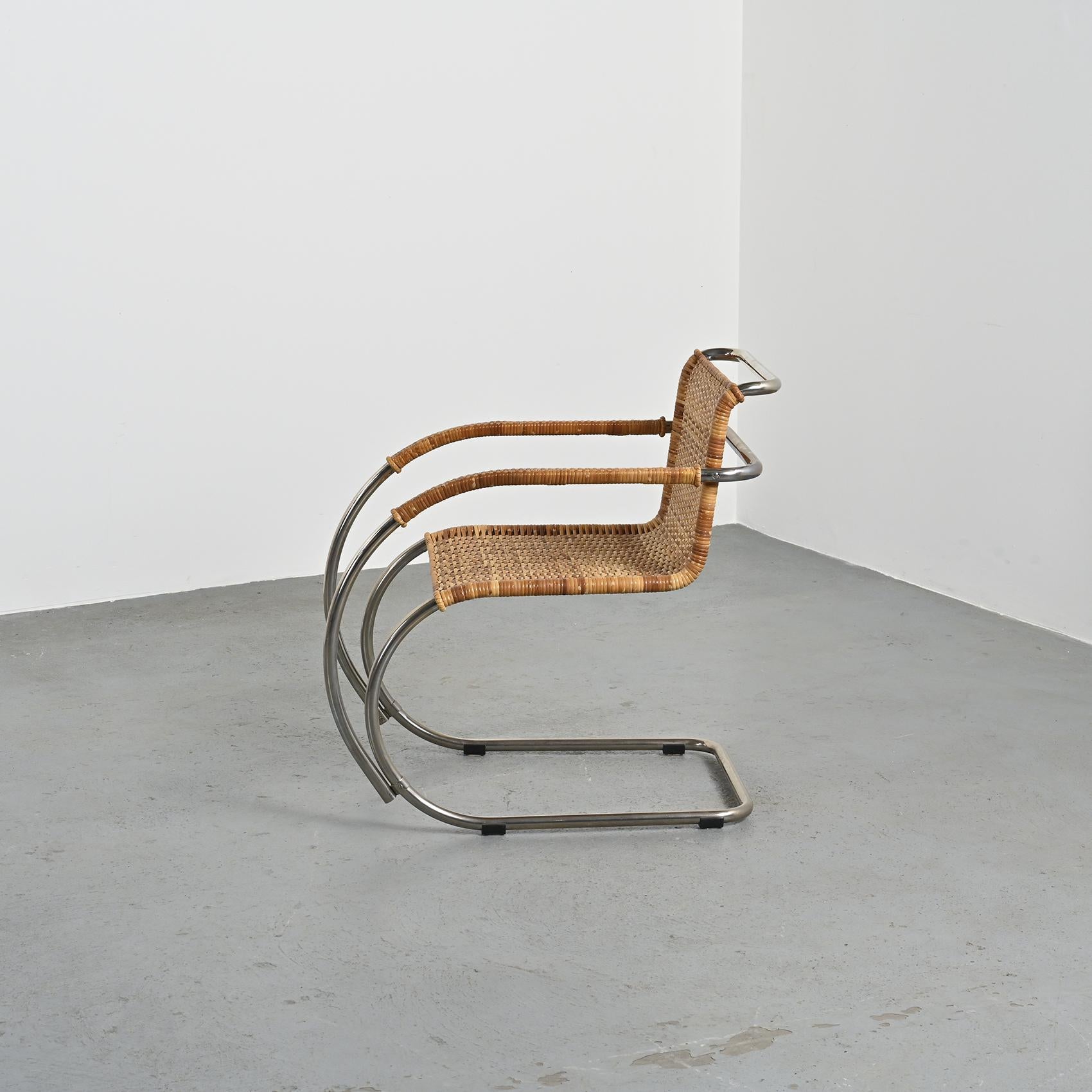 20ième siècle Fauteuil CIRCA de Mies Van der Rohe, Tecta, Allemagne, vers 1980 en vente