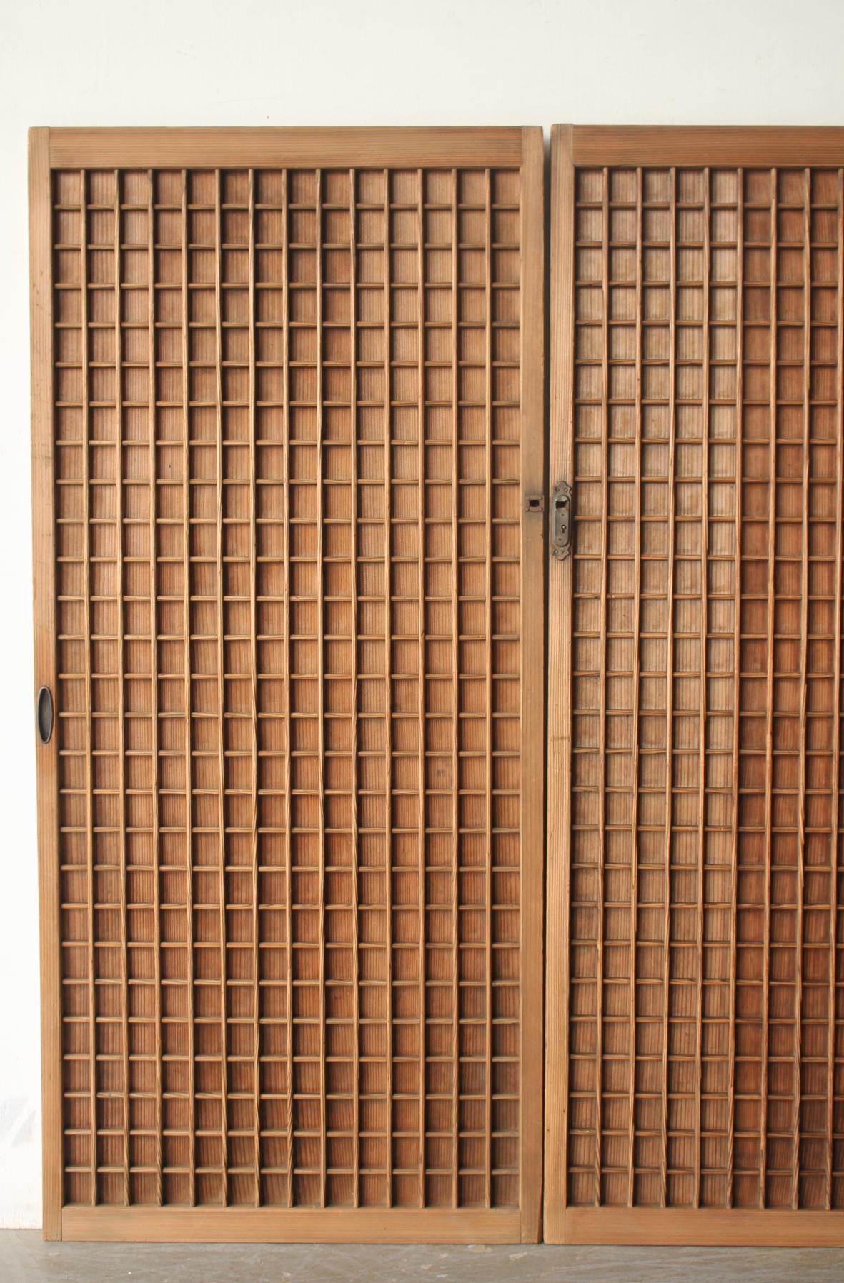 Wood D6 Japanese Antiques two small doors, fittings, Cedar, square lattice For Sale
