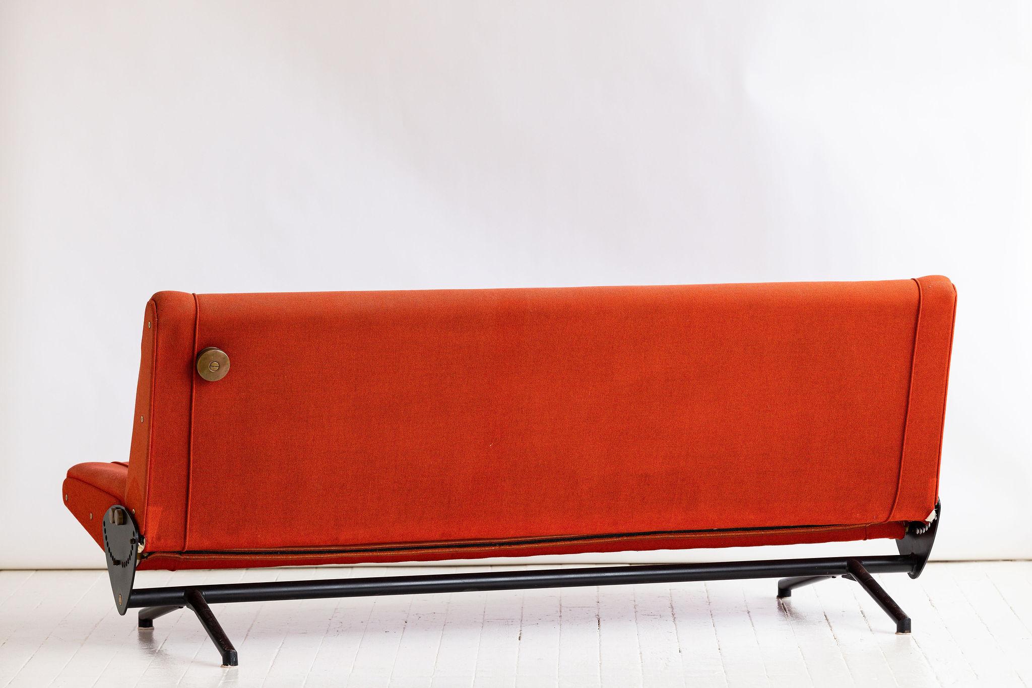 Mid-Century Modern D70 Sofa by Osvaldo Borsani for Tecno 1954   For Sale