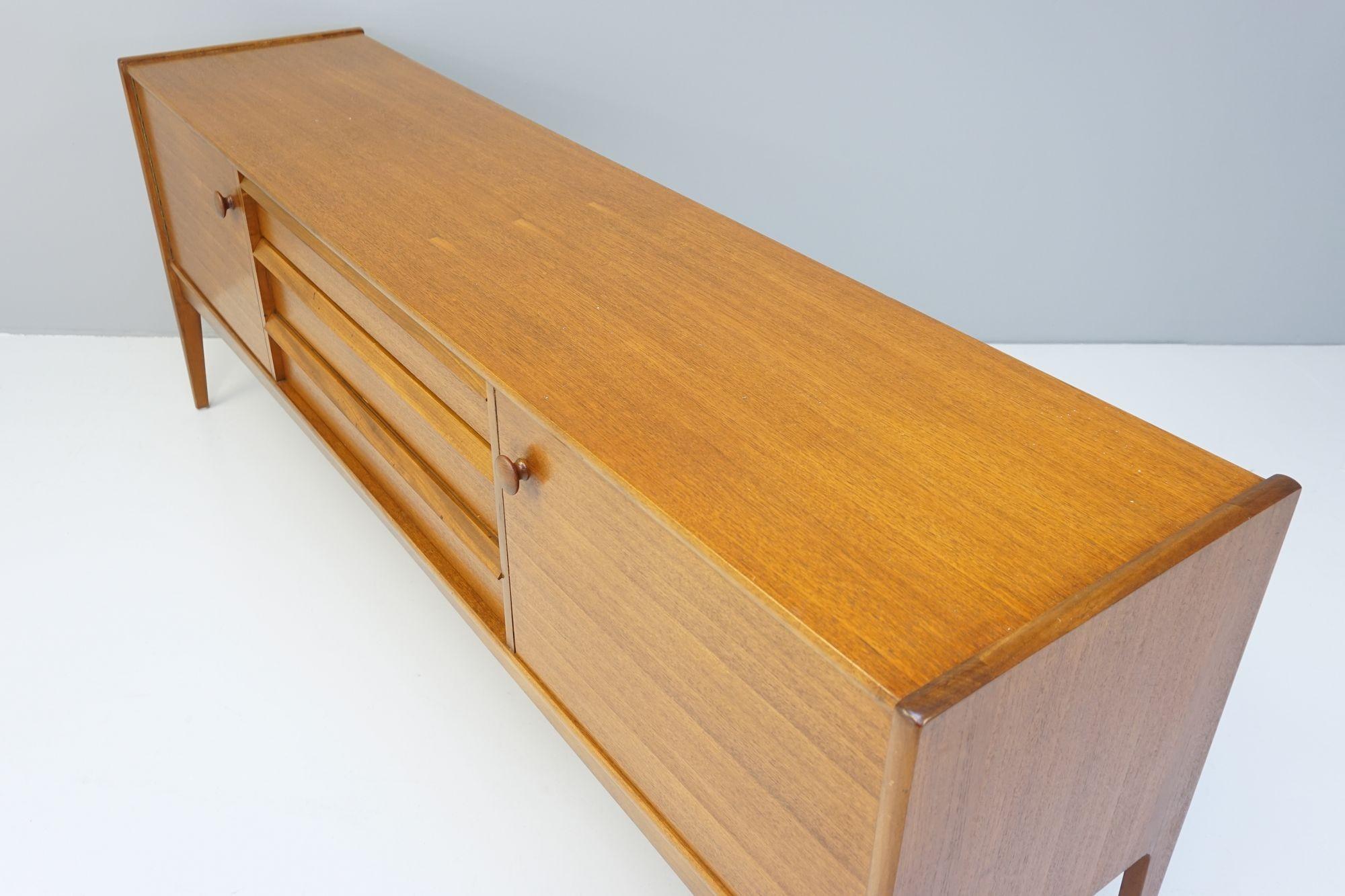 Credenza 'Da Silva' di A Younger in vendita 3