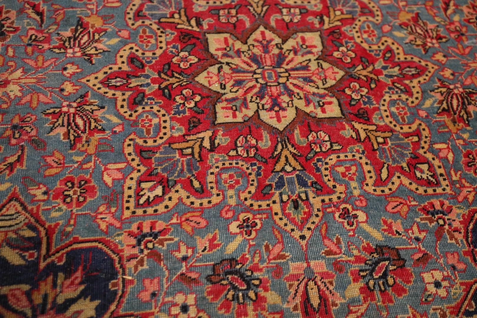 Dabir-Kashan Antique rug For Sale 3