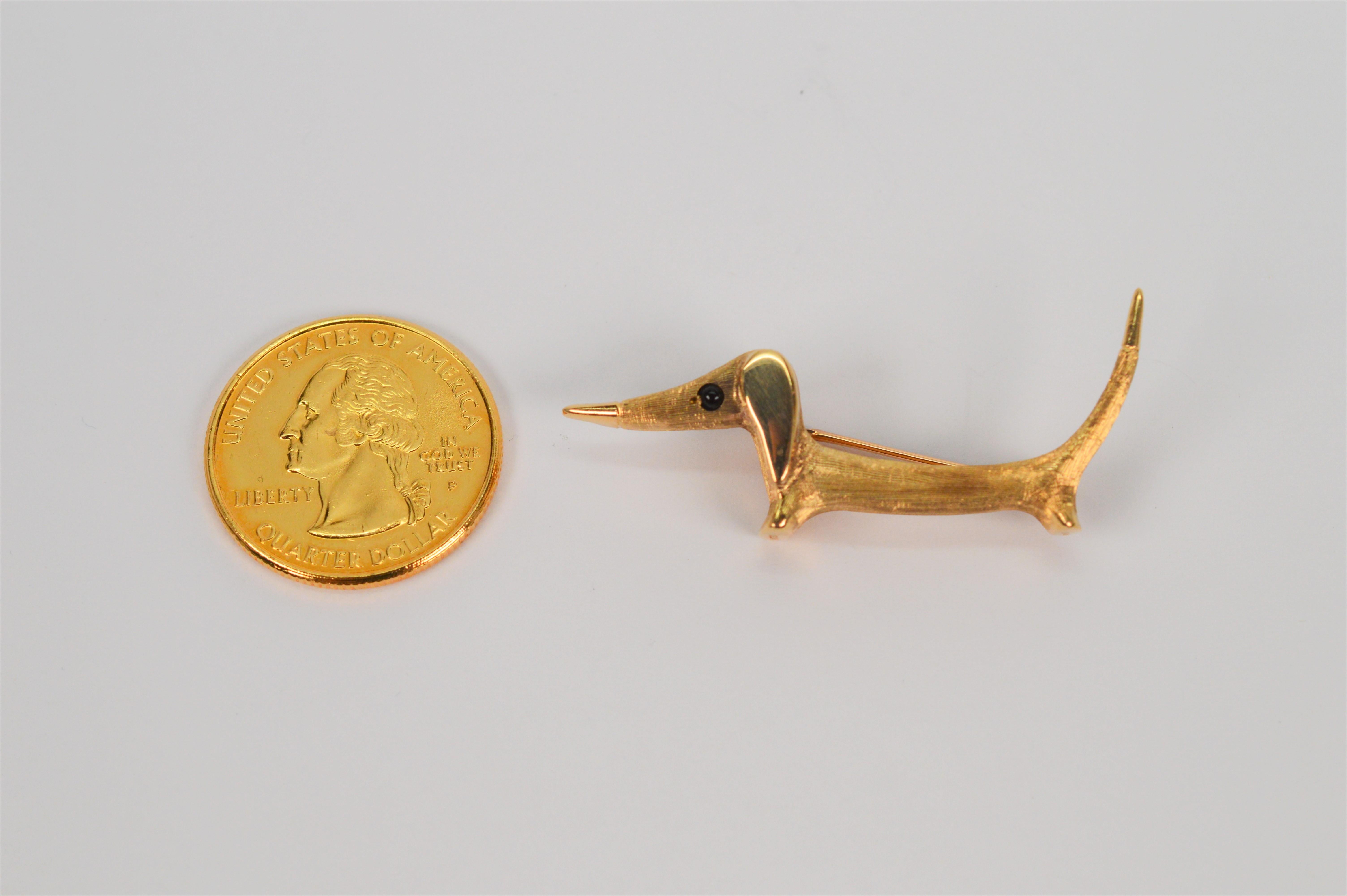 Dachshund 14 Karat Yellow Gold Brooch Pin by Cellino In Excellent Condition In Mount Kisco, NY