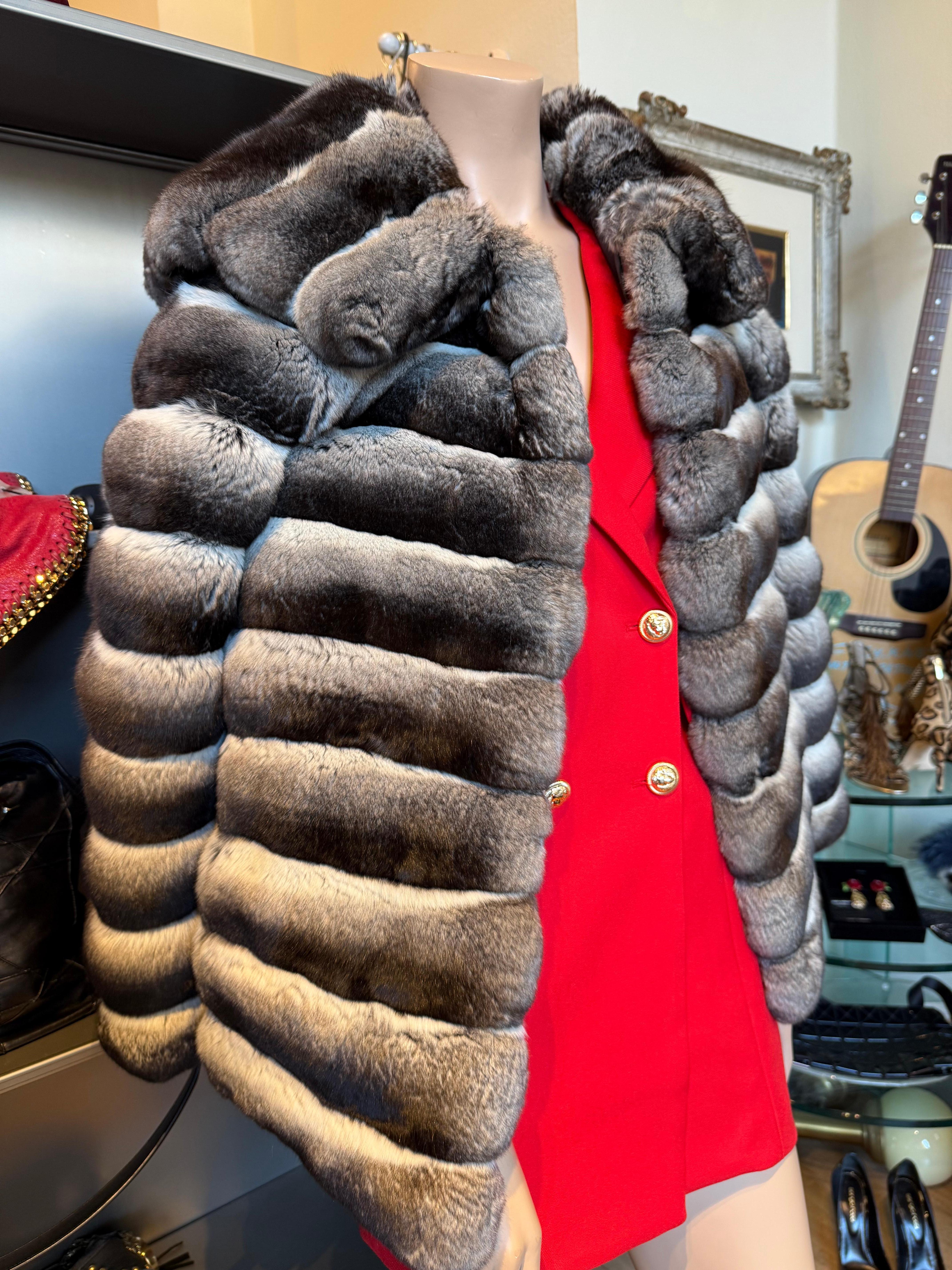 DAD Milano X Franz Kraler Cappotto in pelliccia di cincillà IT 42 in vendita 9