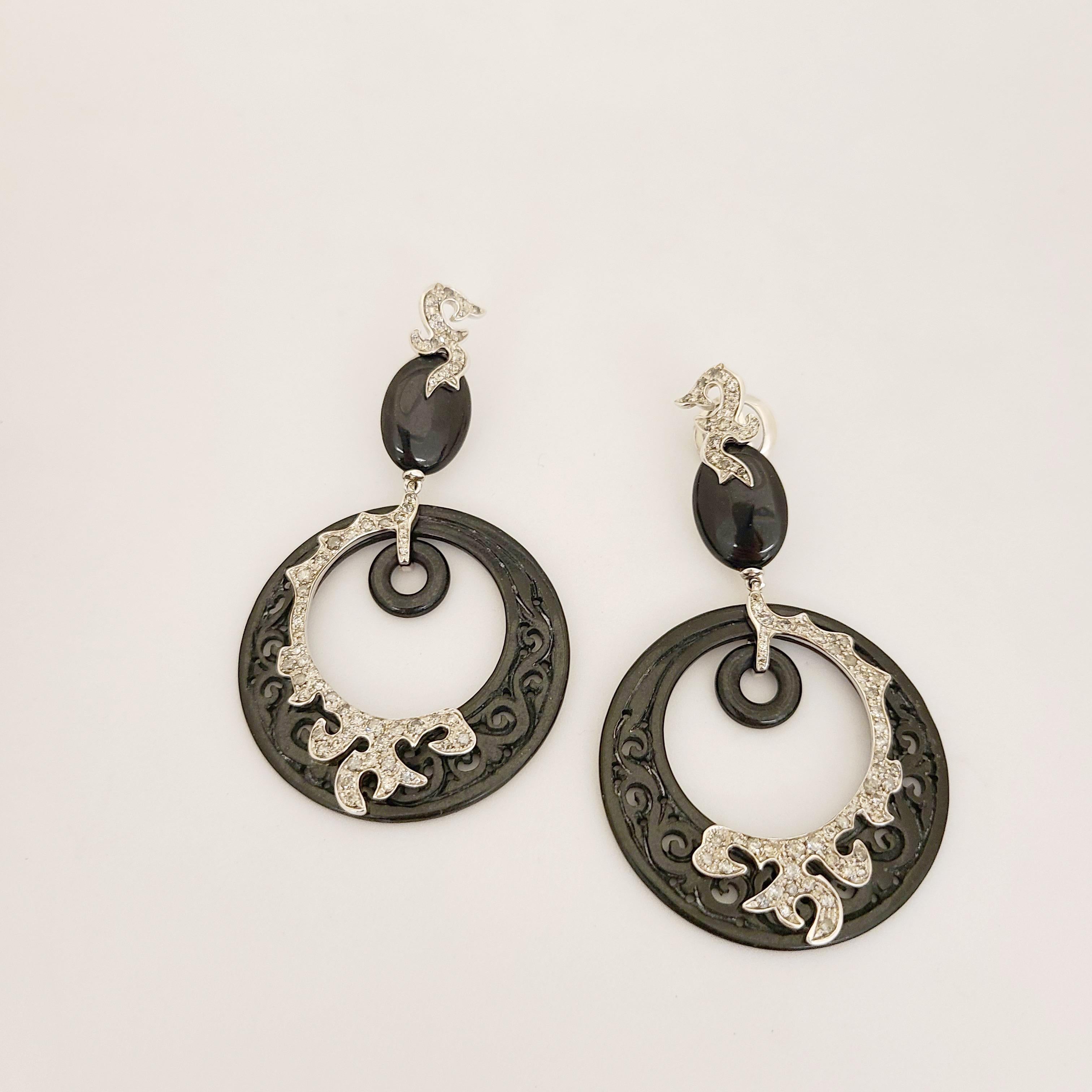 Dada Arrigoni 18 Karat Gold, Black Jade and 3.22 Carat Grey Diamond Earrings In New Condition For Sale In New York, NY