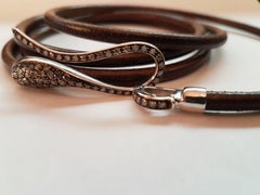 Dada Arrigoni White Gold Brown Leather Bracelet with White Diamonds