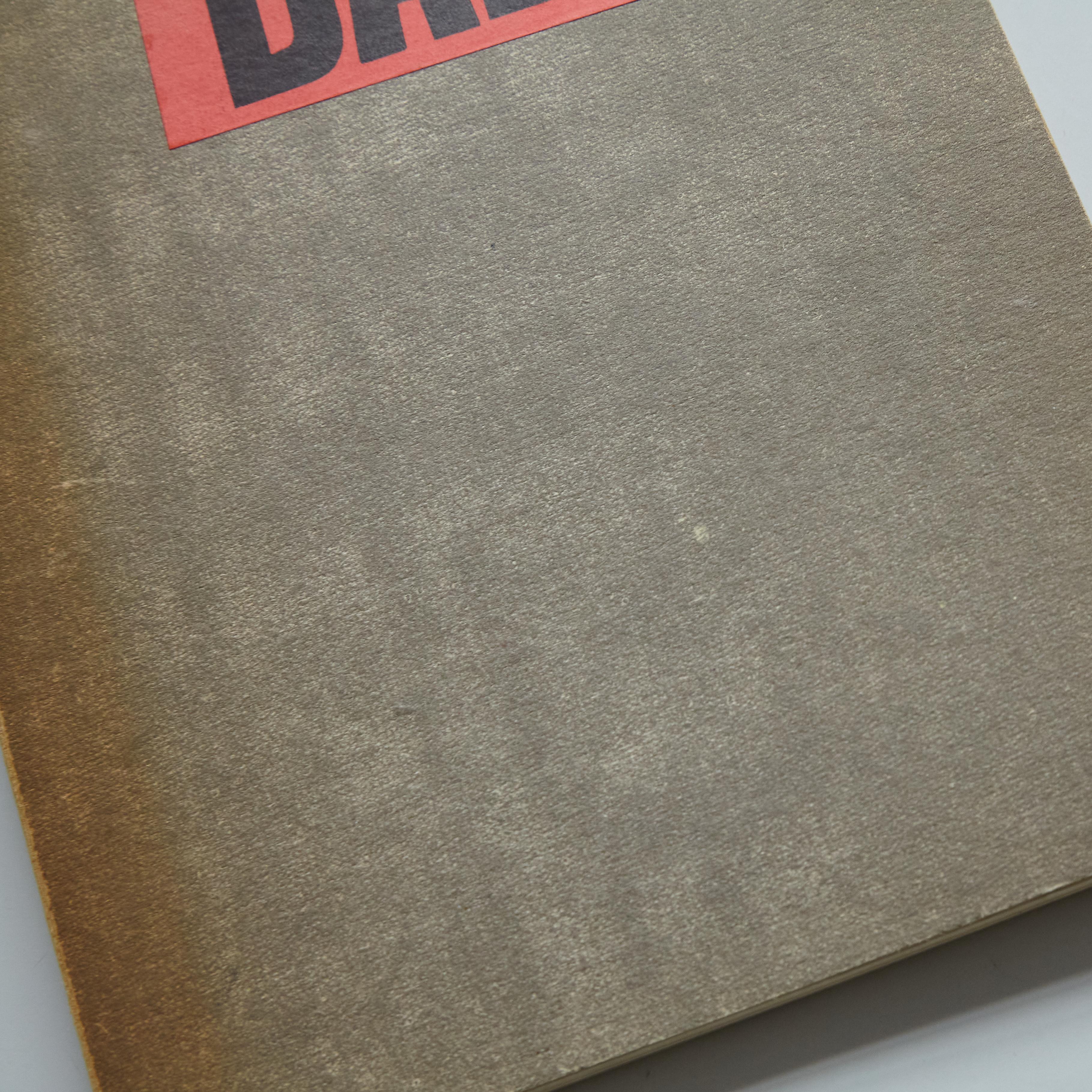 „DADA dokumentiert eine Bewegung“, Veröffentlichung 1958 im Zustand „Gut“ im Angebot in Barcelona, Barcelona