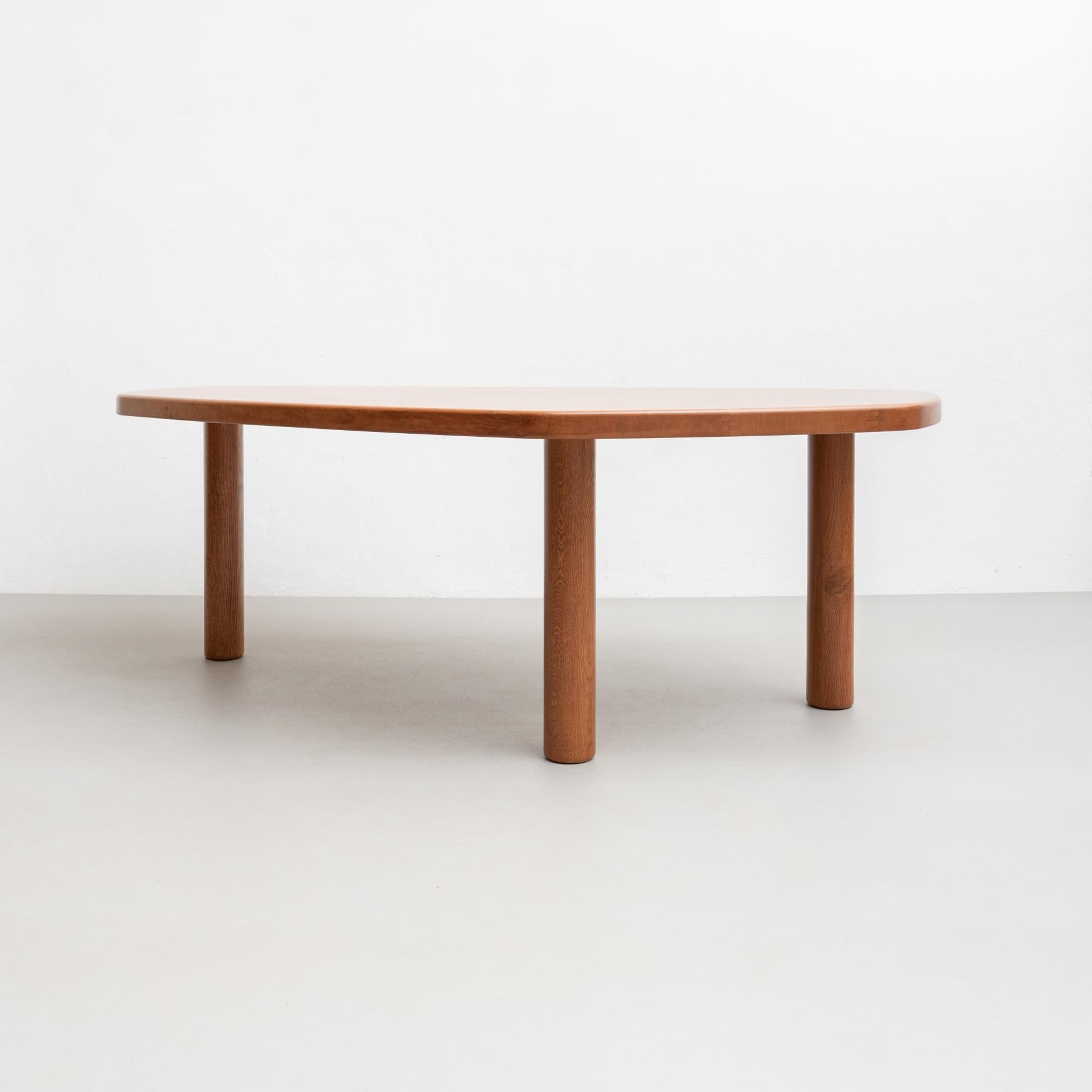 Large freeform dining table by dada - est. manufactured in Barcelona, 2017.

Oakwood

Measures: 112.5 cm D x 220 cm W x 75 cm H 

Production delay: 7-8 weeks

There is the possibility of making it in different measures.


Dada Est. /