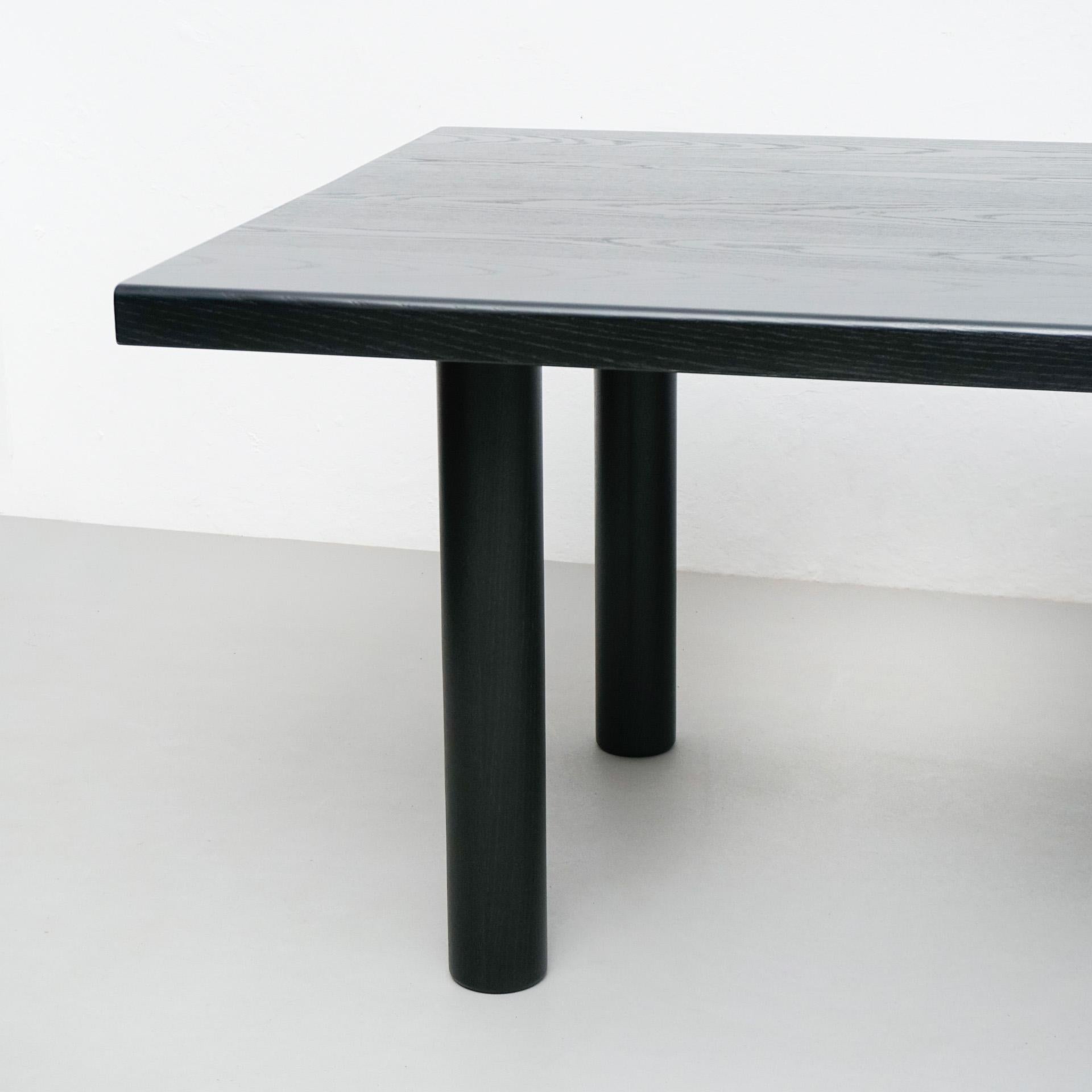 Dada Est. Table de salle à manger contemporaine en bois de frêne massif laqué noir en vente 1
