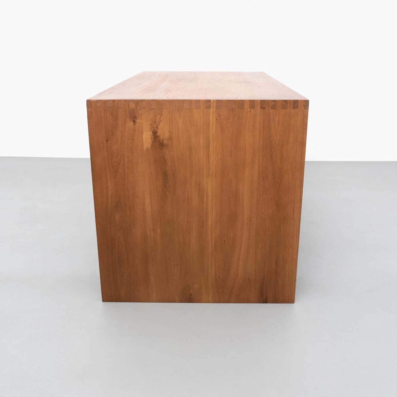 Dada Est. Contemporary Solid Oak Dining Table 4