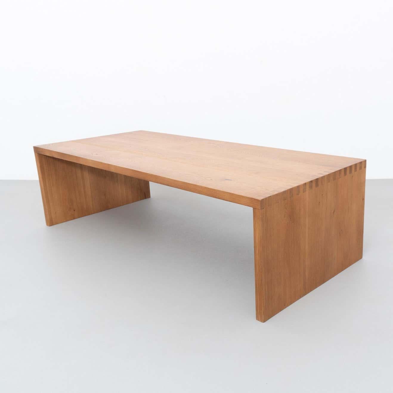 Table by Dada Est. manufactured in Barcelona, 2021.

 Oak table

Measures: 62 cm D x 140 cm W x 40 cm H 

There is the possibility of making it in different measures and woods.

Dada Est. Makes a handmade furniture production with the best