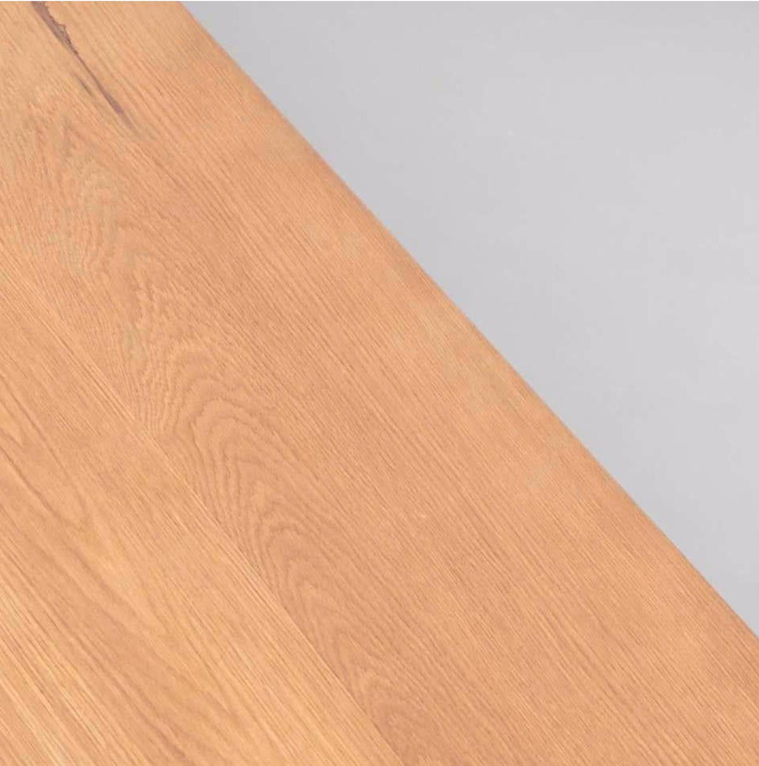 DADA est. Tavolo Oak: Un capolavoro contemporaneo dall'influenza senza tempo in vendita 2