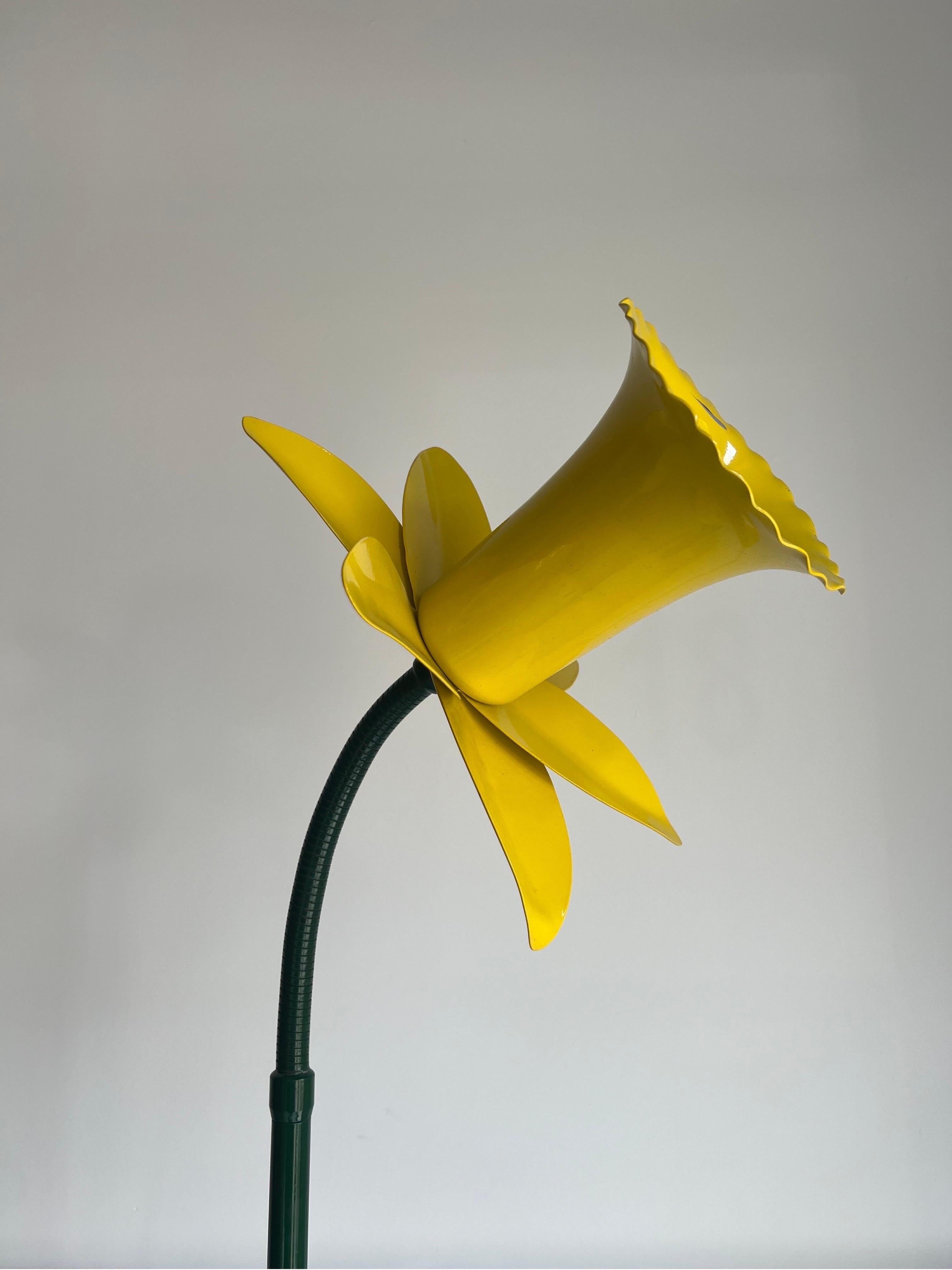 peter bliss daffodil lamp