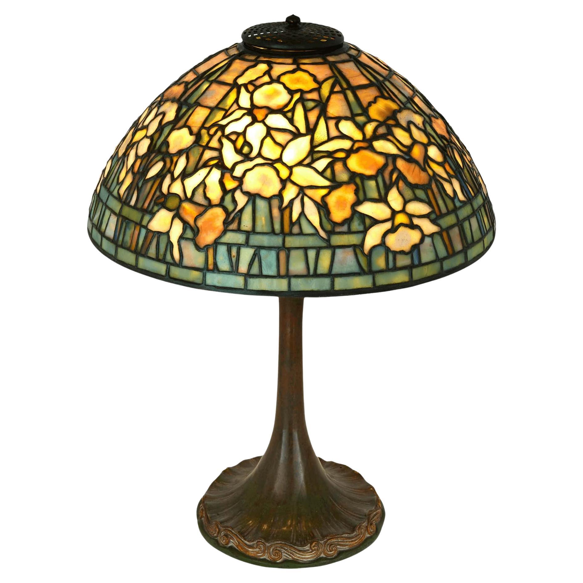 'Daffodil' Table Lamp by Tiffany Studios For Sale
