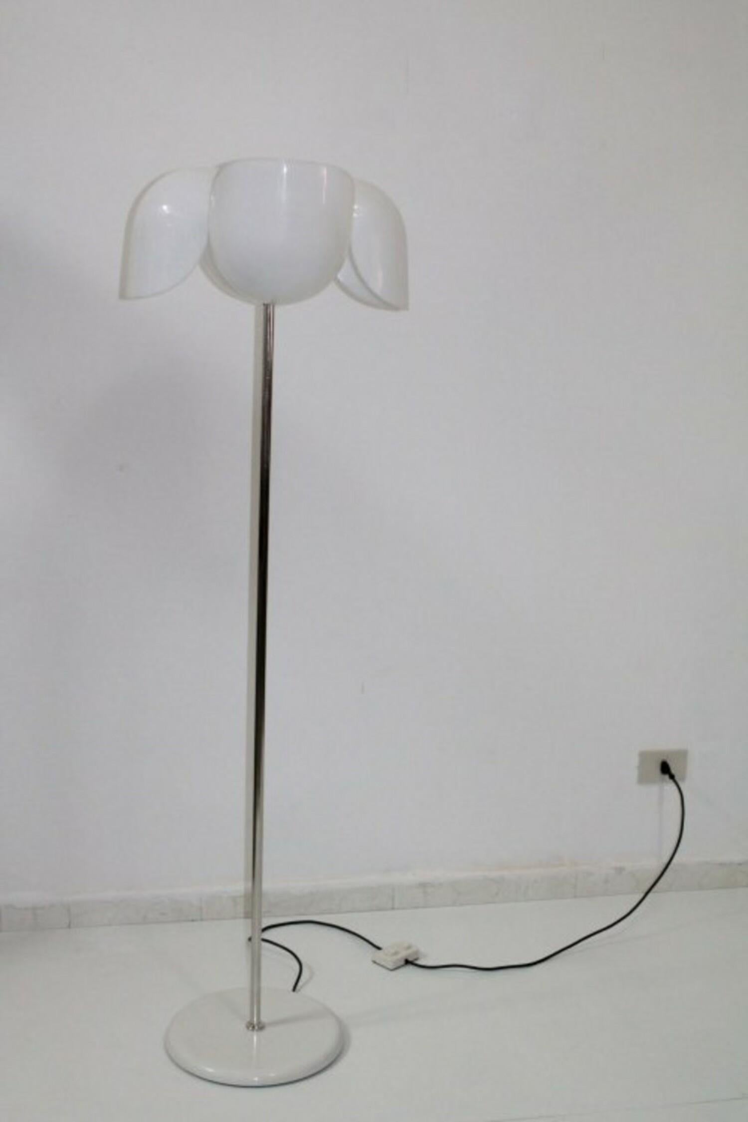 Dafne Floor Lamp by Olaf von Bohr for Valenti Luce, 1970s For Sale 1