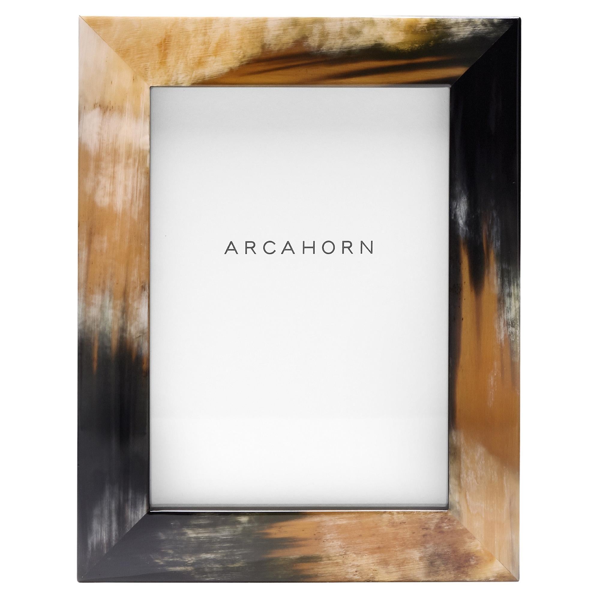 Cadre photo Dafne en Corno Italiano et bois laqué noir brillant:: Mod. 872 en vente
