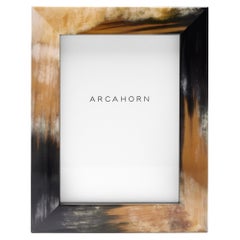 Cadre photo Dafne en Corno Italiano et bois laqué noir brillant:: Mod. 872