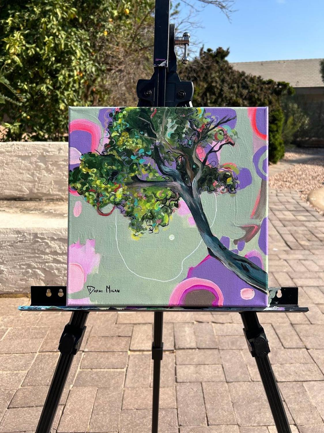 <p>Commenti dell'artista<br />Colori vivaci e forme astratte fanno da cornice a un albero. Lo sfondo contrastante di viola, rosa e verde mette in risalto i rami contorti e il fogliame rigoglioso. Le forme circolari rappresentano il ciclo della vita